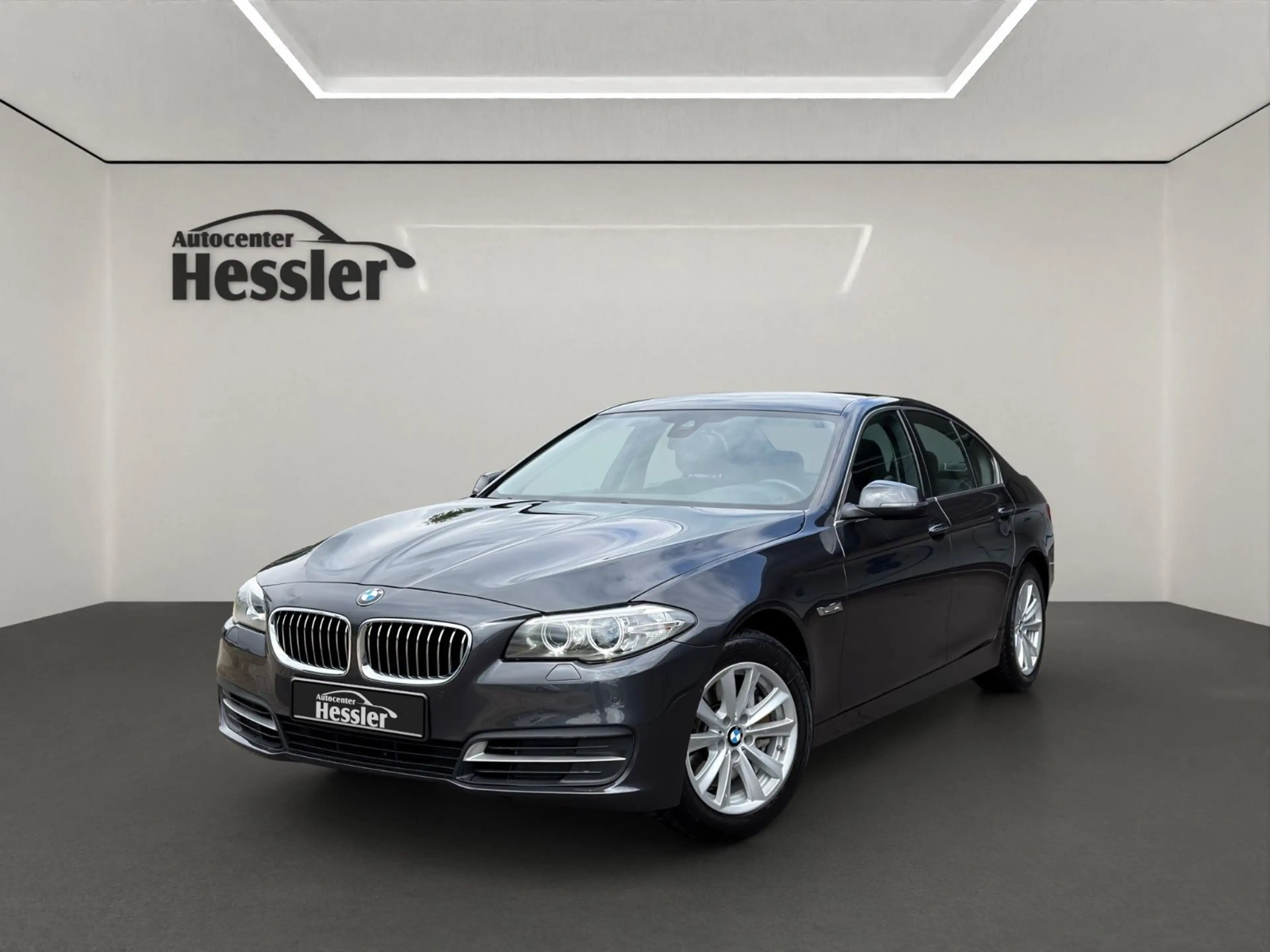 BMW 528 i xDrive F10*KLIMA*LED*360°KAMERA*NAVI*1.HD