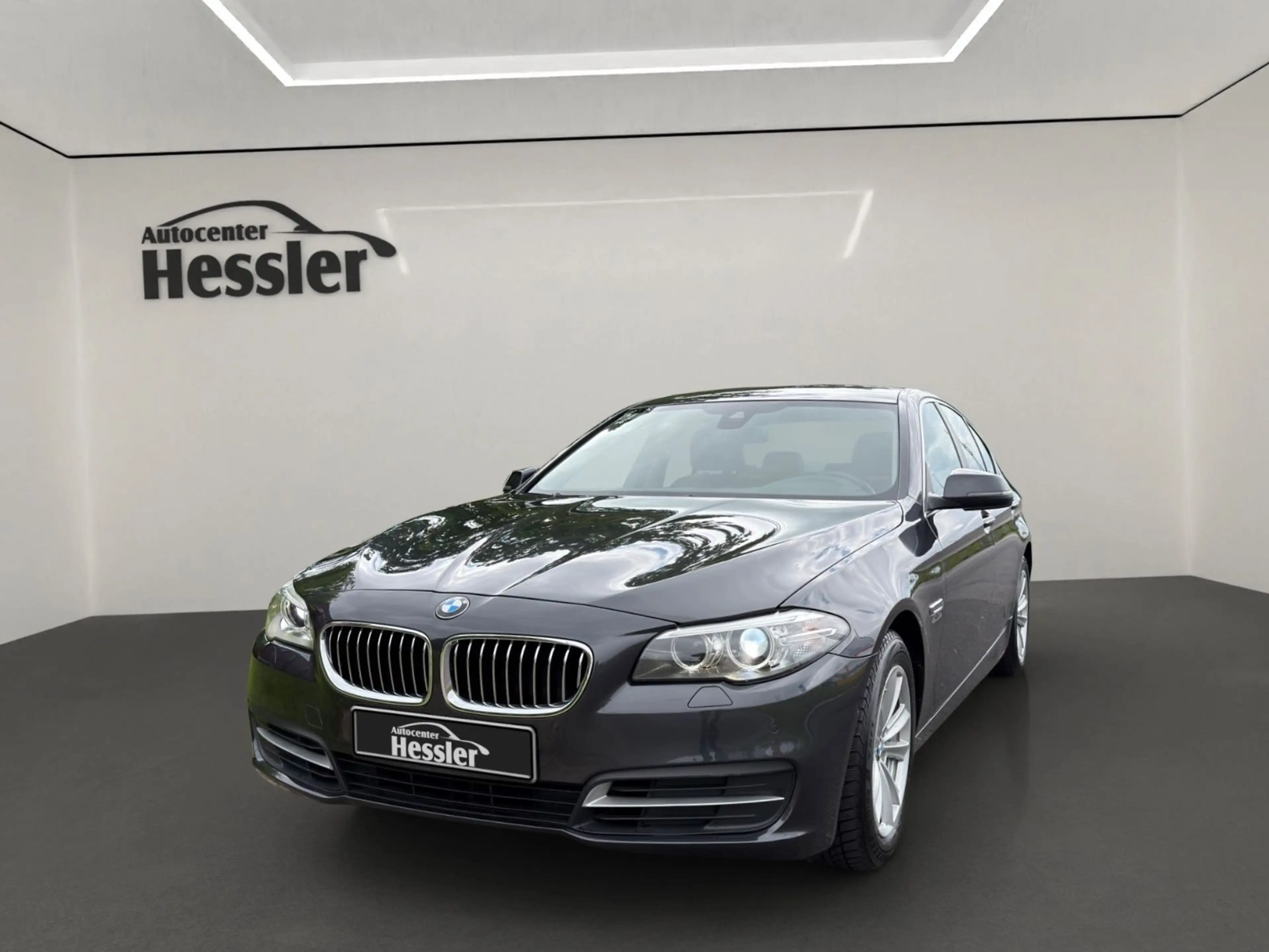 BMW 528 i xDrive F10*KLIMA*LED*360°KAMERA*NAVI*1.HD — photo 5