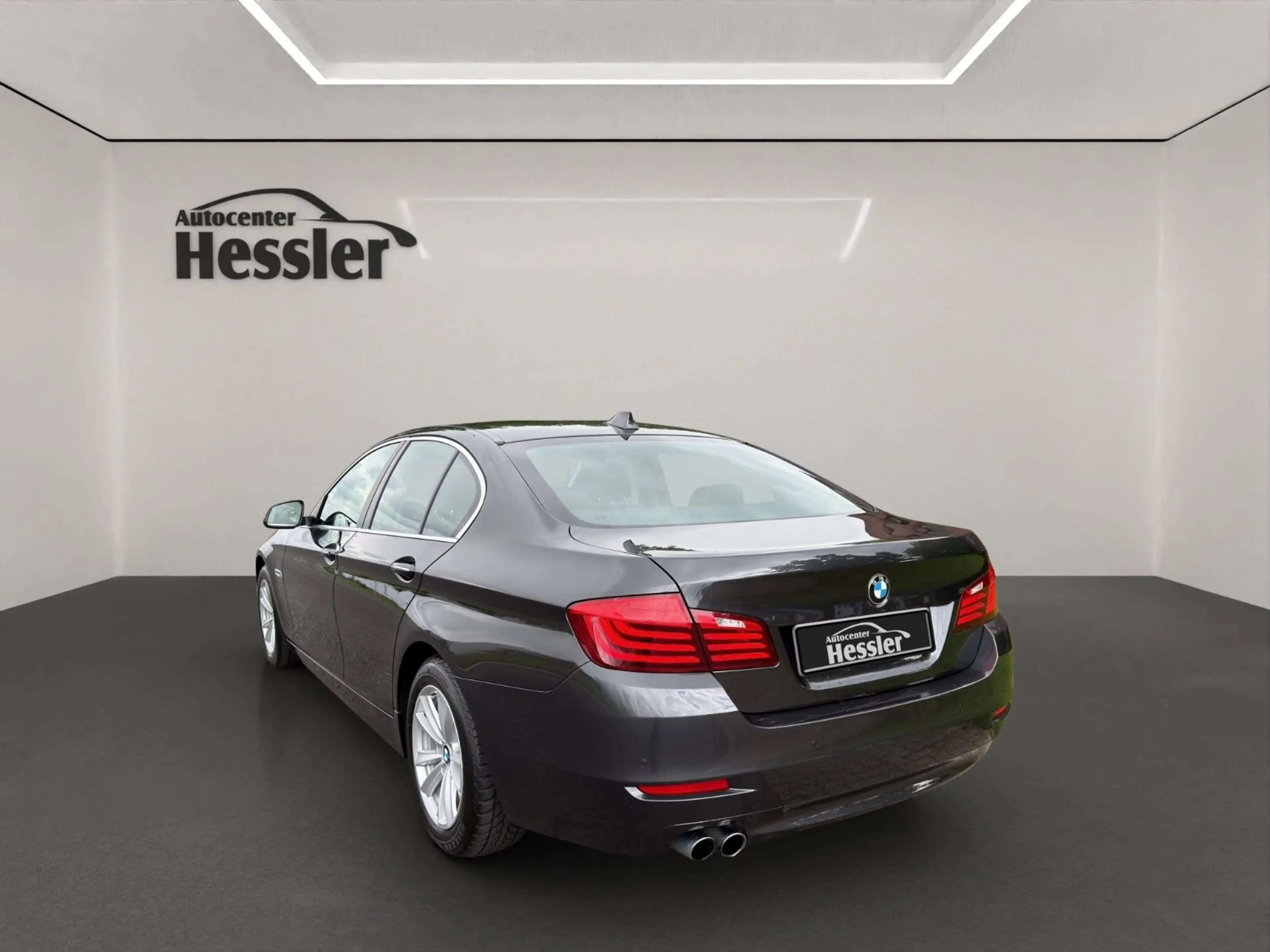 BMW 528 i xDrive F10*KLIMA*LED*360°KAMERA*NAVI*1.HD — photo 7