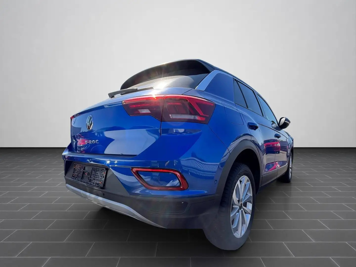 Volkswagen T-Roc Life 1.5 TSI DSG ACC LED NAVI RFK SHZ Blau - 2