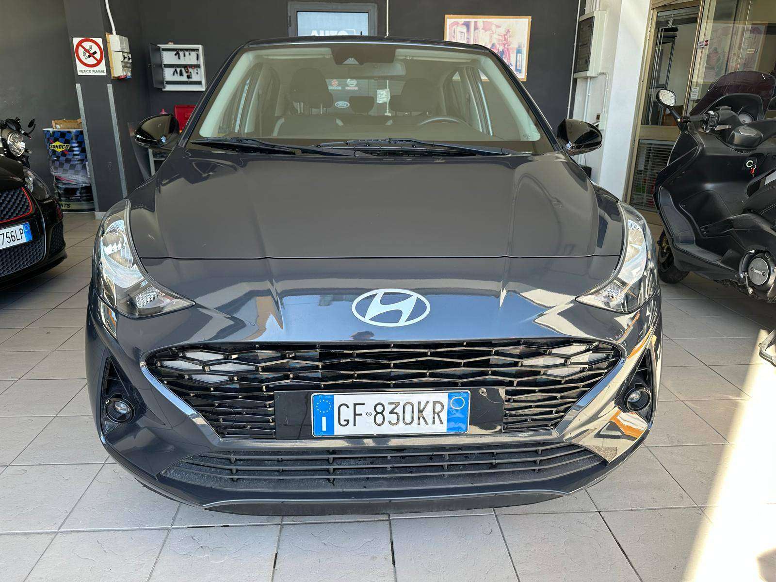 Hyundai i10