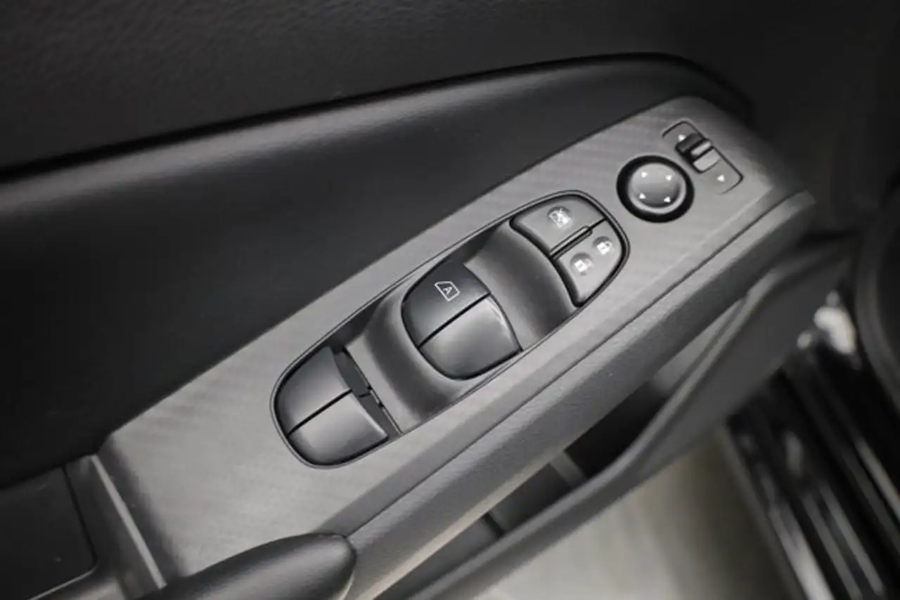 Nissan Altima fotografie Nissan Altima