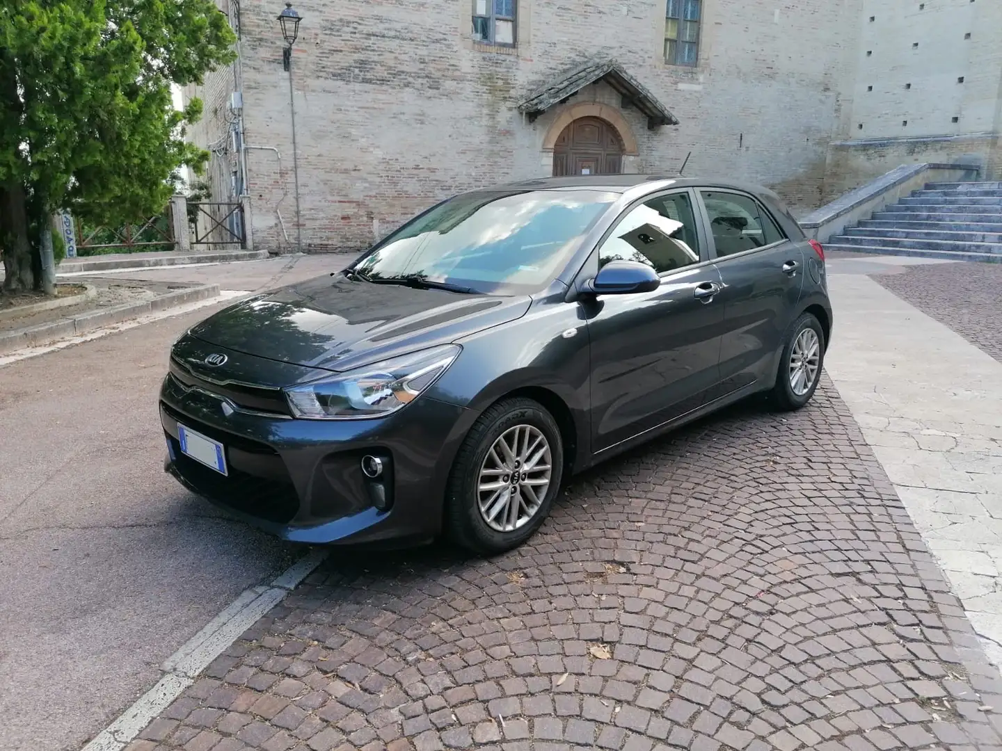 Kia Rio 1.2 Evolution Gpl 82cv - 1