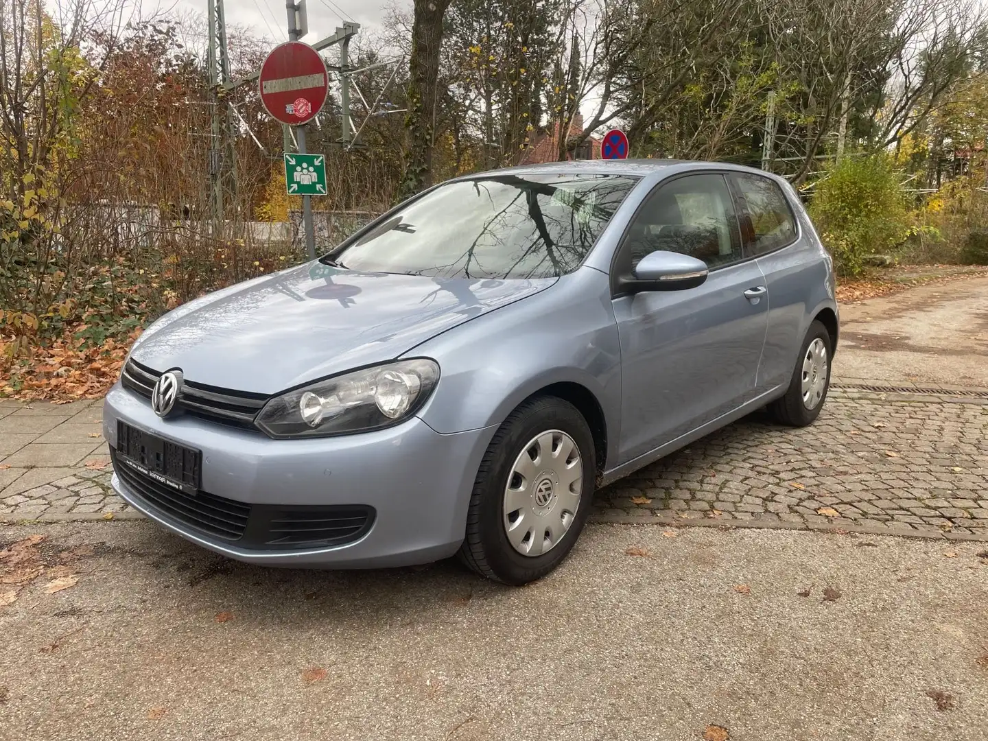 Volkswagen Golf VI Trendline Blau - 1