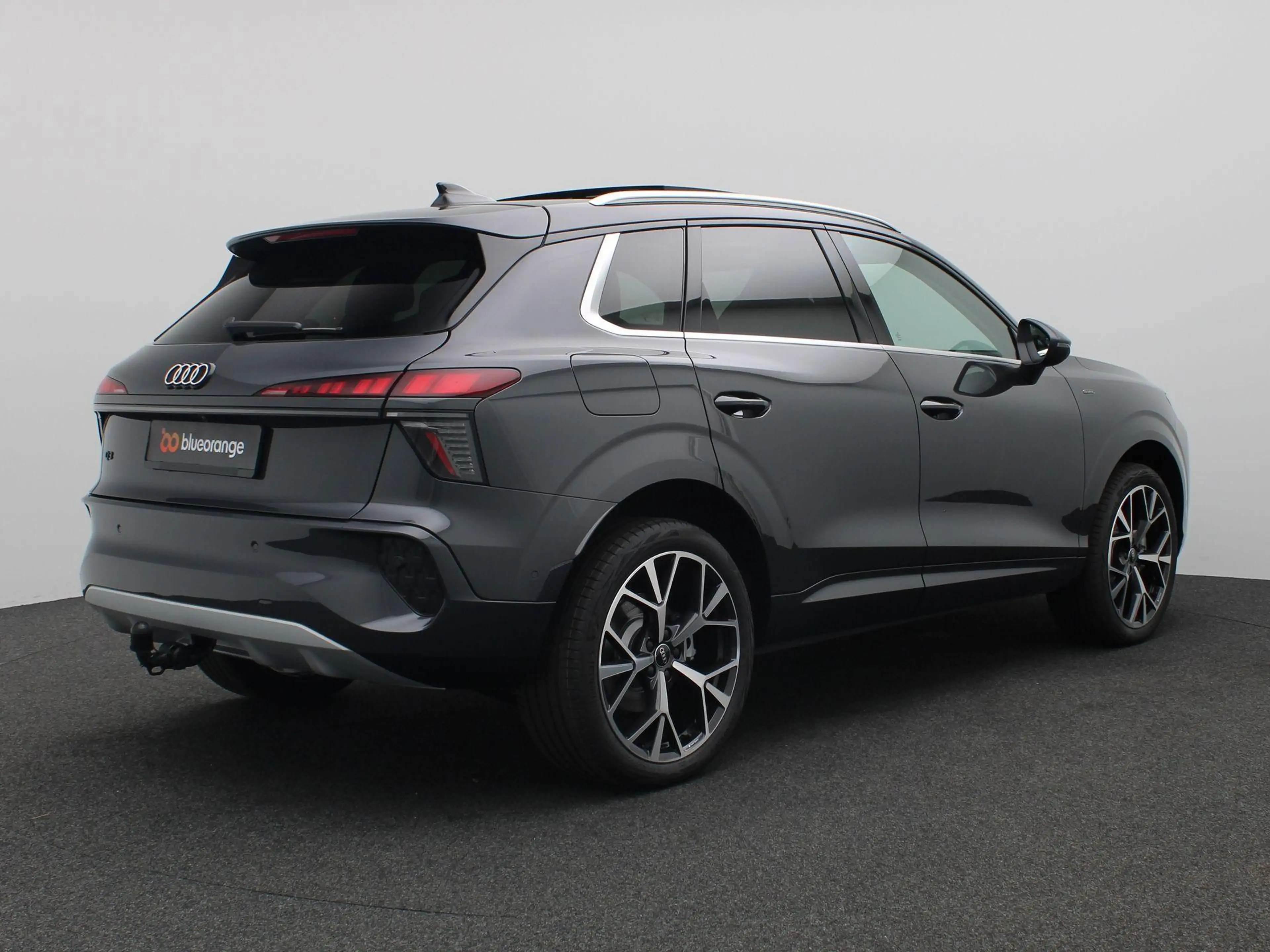 Audi Q3 1.5 e-hybrid Advanced edition 272 PK Full LED kopl — photo 3