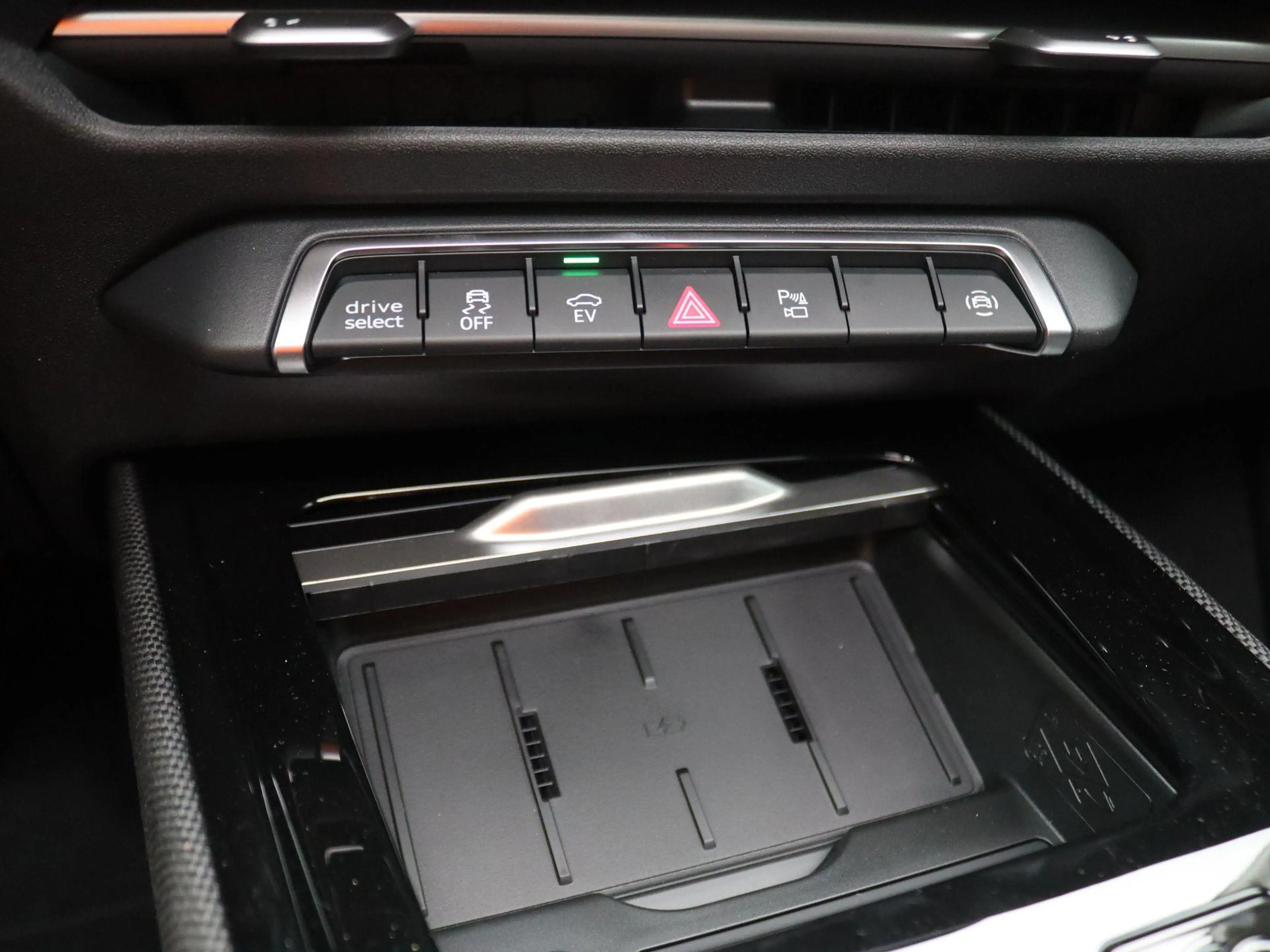 Audi Q3 1.5 e-hybrid Advanced edition 272 PK Full LED kopl — photo 32