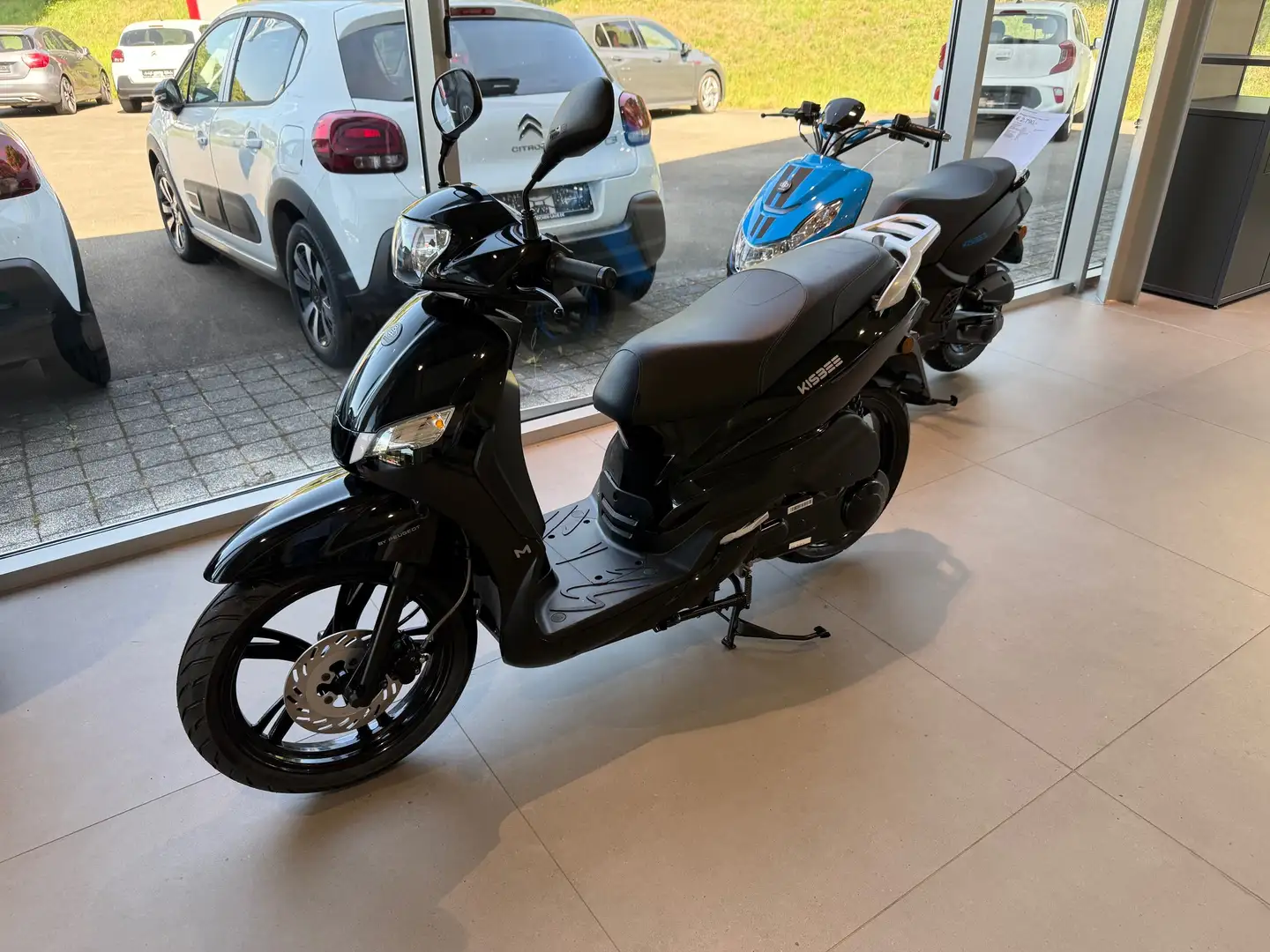Peugeot Kisbee S Black Edition E5+ - 1