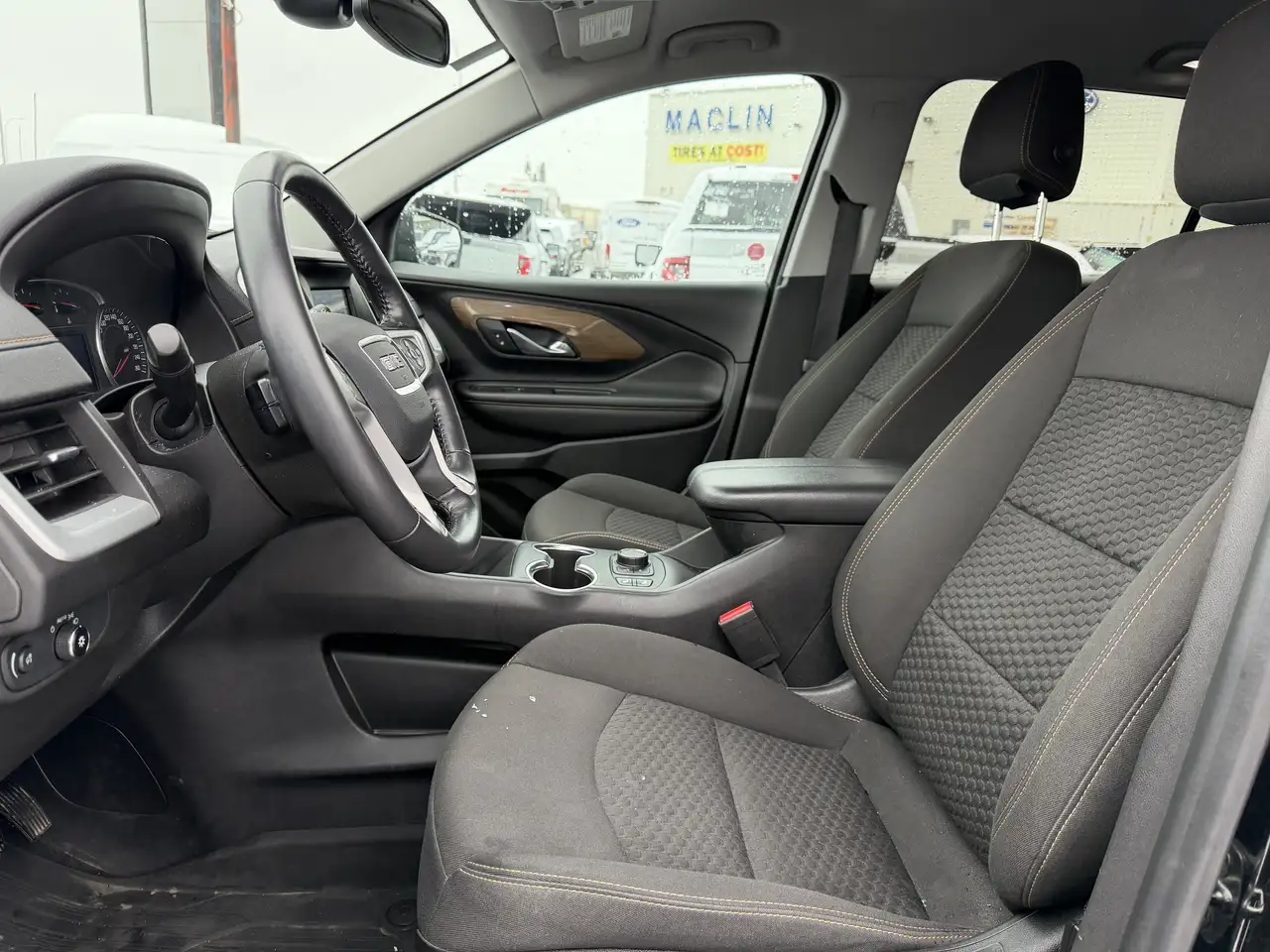 GMC Terrain снимка GMC Terrain