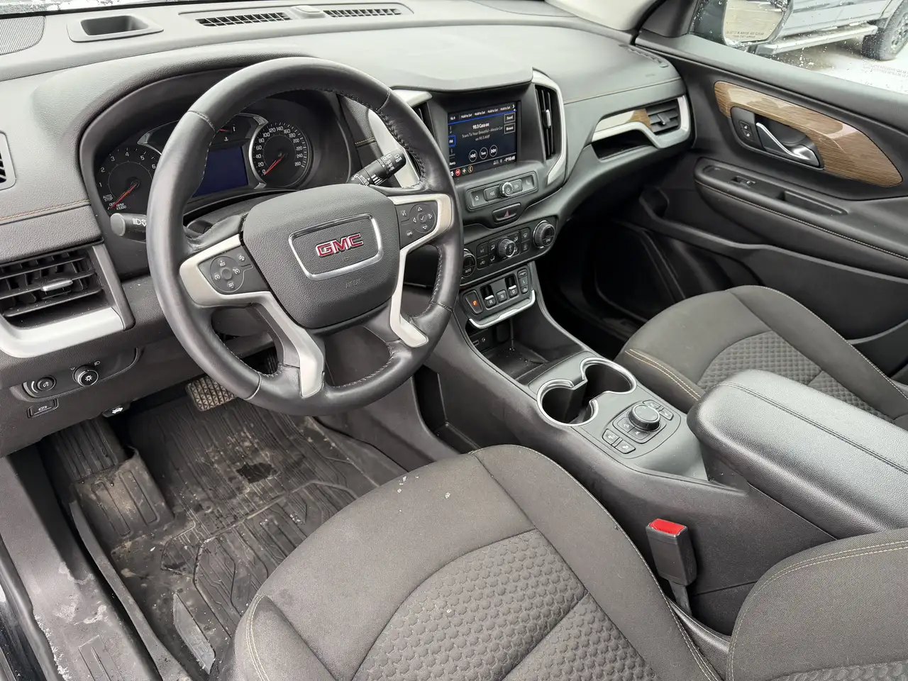 GMC Terrain снимка GMC Terrain