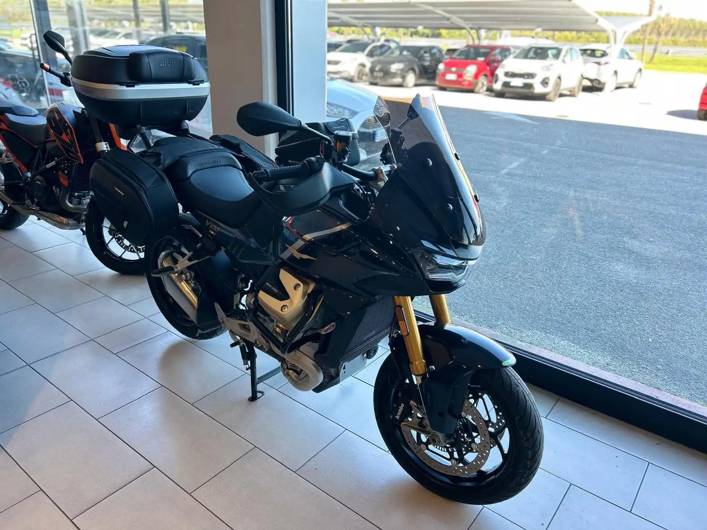 Moto Guzzi V 100 MANDELLO S 6000 KM Grigio - 1