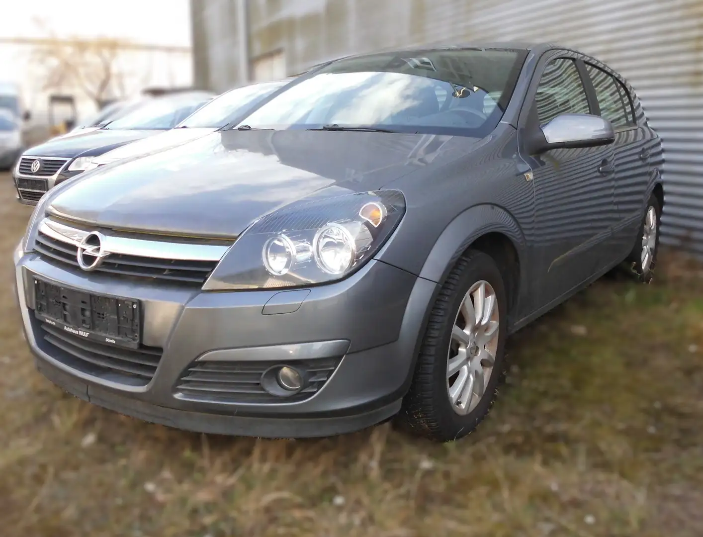 Opel Astra 1.6 Twinport Elegance Ohne Tüv Grau - 1