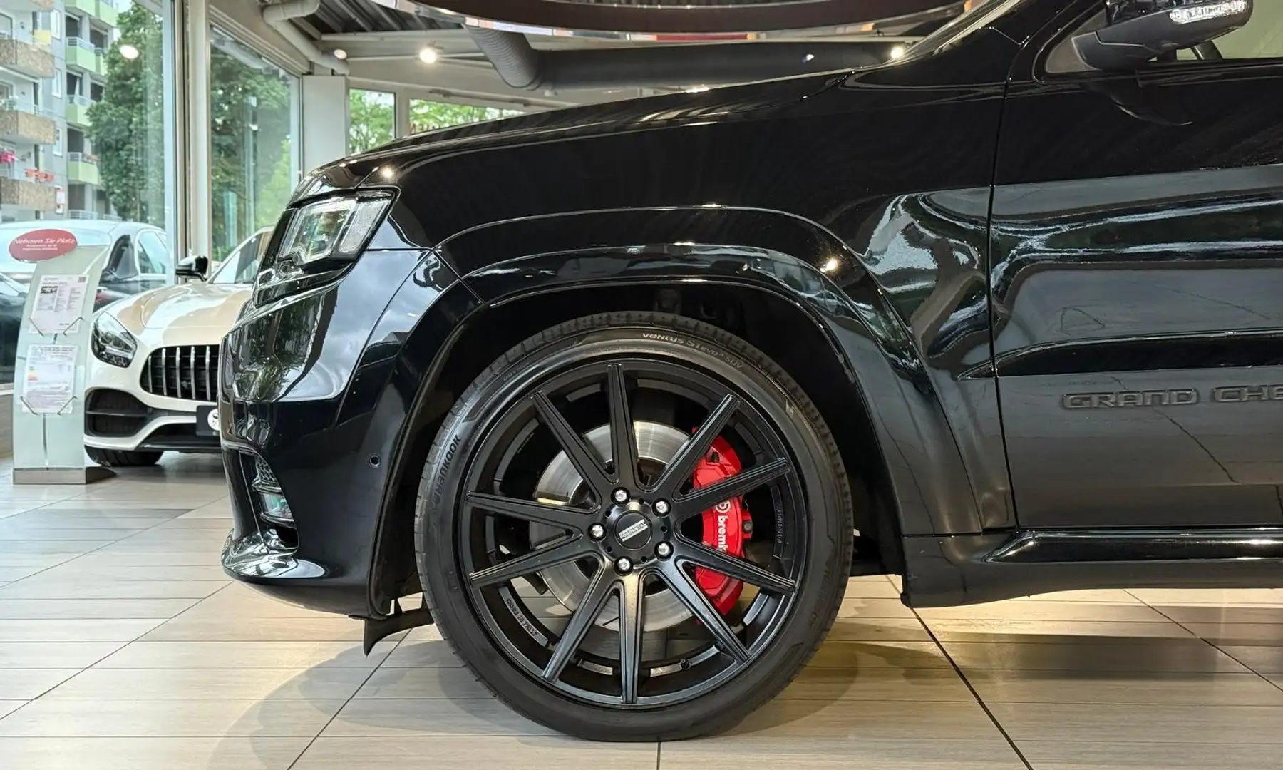 Jeep Grand Cherokee 6.4 V8 HEMI SRT*Panorama*H&K* Schwarz - 2