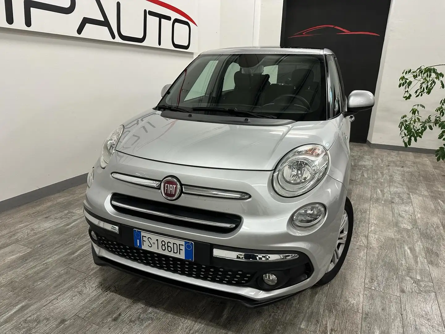 Fiat 500L 500L 1.3 mjt Lounge 95cv dualogic Argento - 1