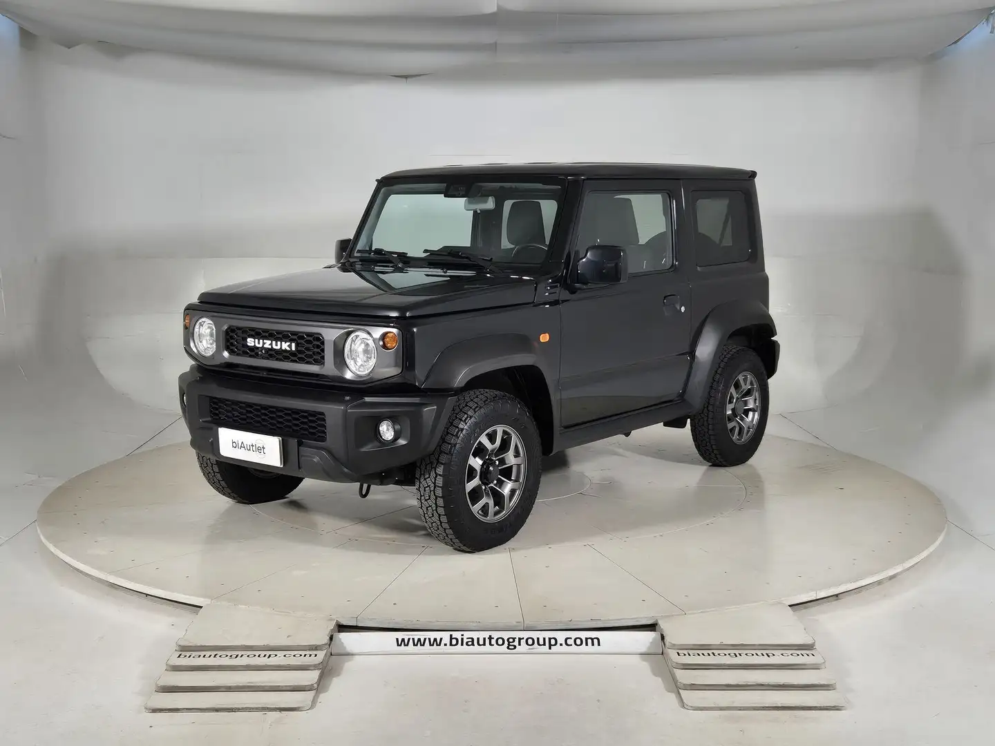 Suzuki Jimny IV 2018 Benzina 1.5 Top 4wd allgrip auto Nero - 1