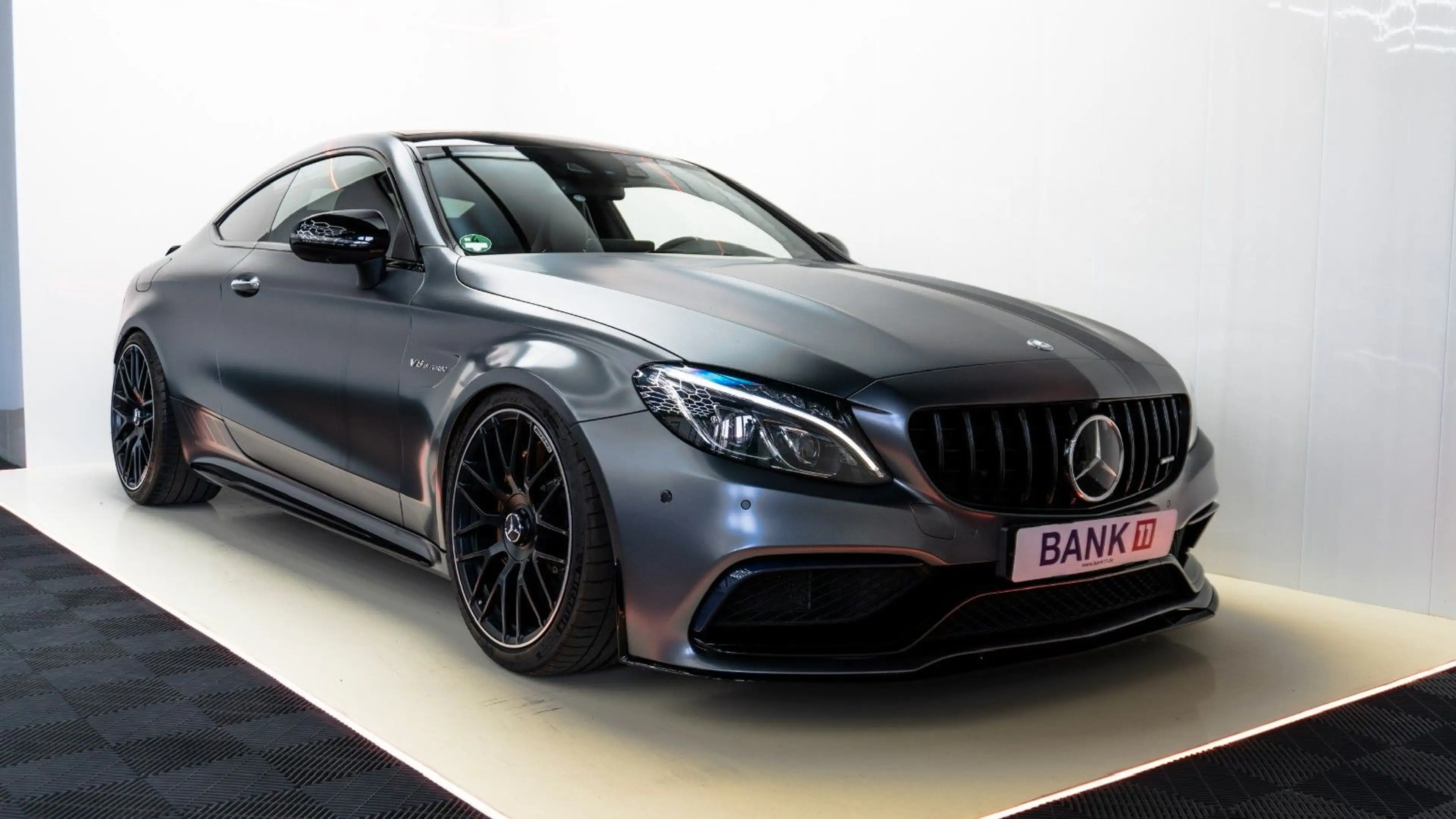 Mercedes-Benz C 63 AMG EDITION 1 COUPE KERAMIK/360/PAGA/PANO/ — photo 3