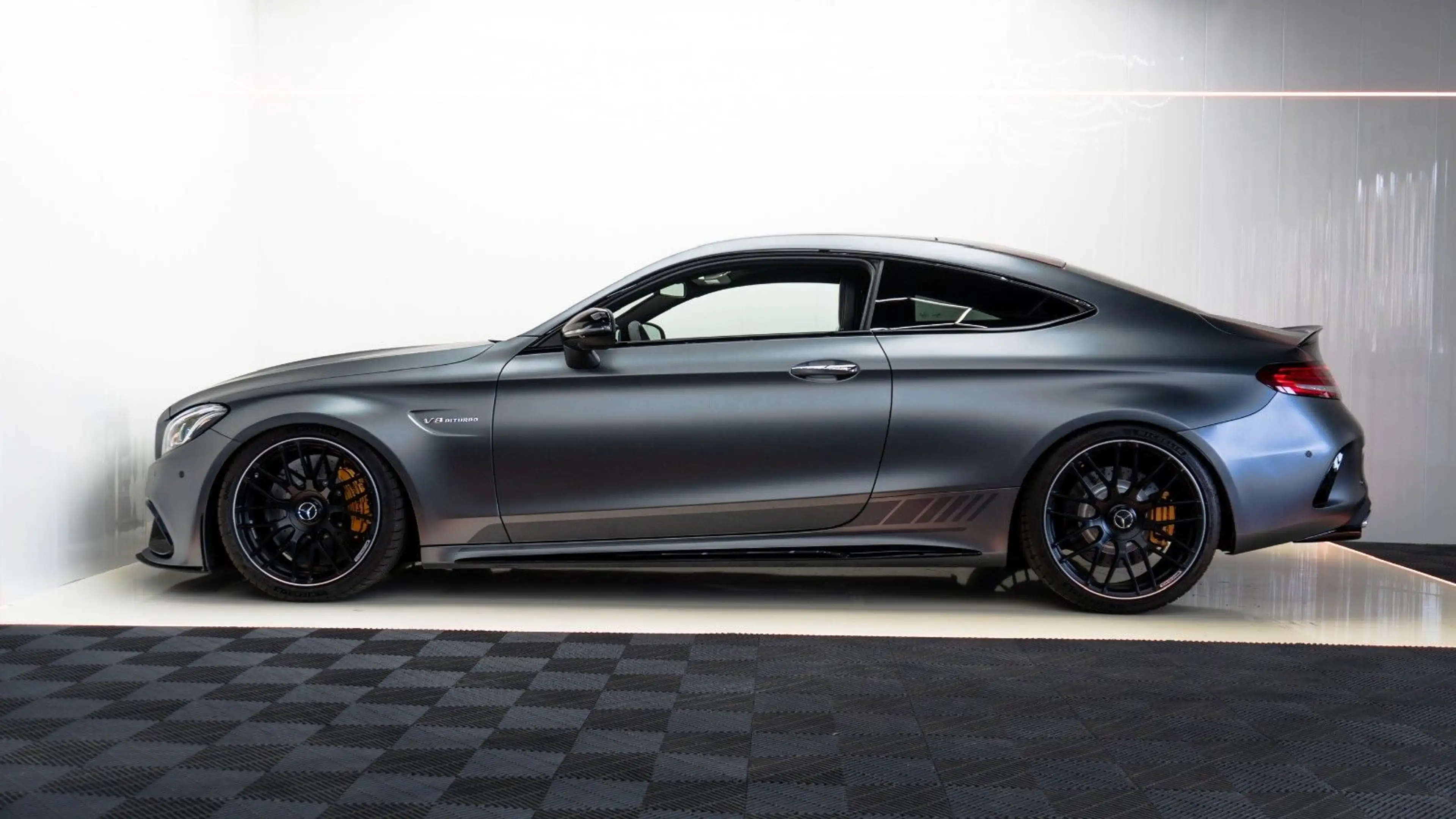 Mercedes-Benz C 63 AMG EDITION 1 COUPE KERAMIK/360/PAGA/PANO/