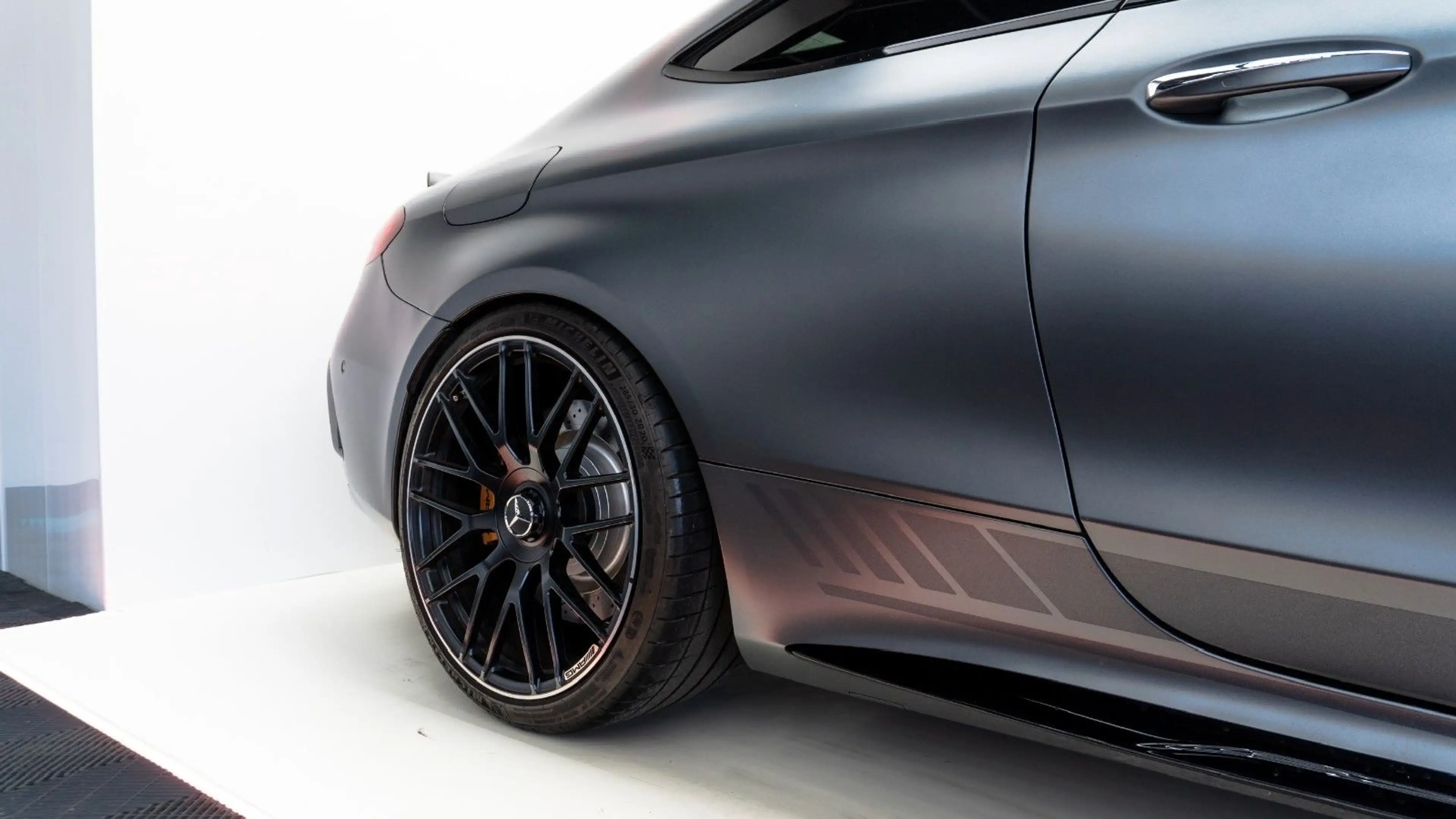 Mercedes-Benz C 63 AMG EDITION 1 COUPE KERAMIK/360/PAGA/PANO/ — photo 11