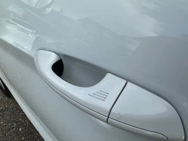 Ford Galaxy view 8