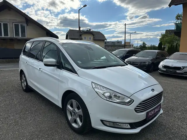 Ford Galaxy view 7