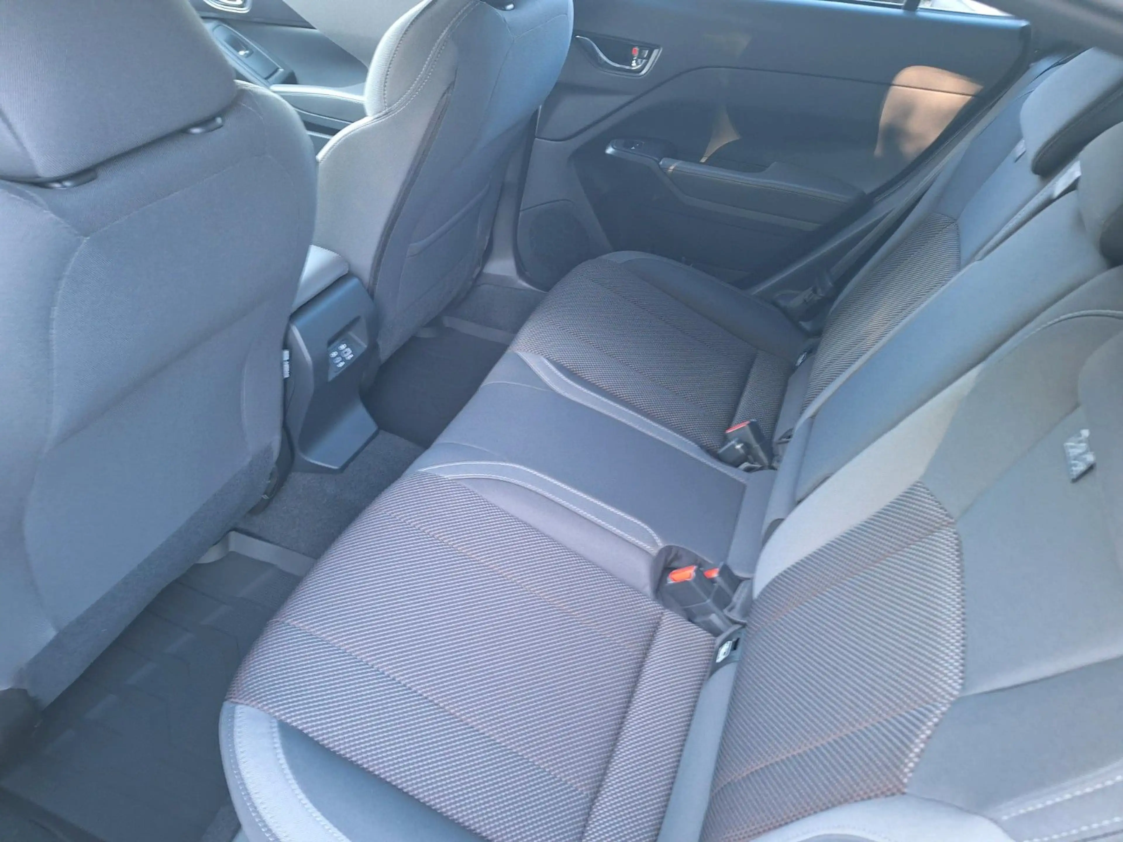 Subaru Impreza 2.0ie Trend Lineartronic — photo 5