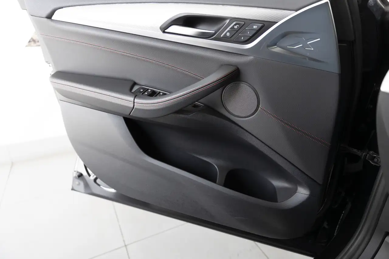 BMW X4 снимка BMW X4