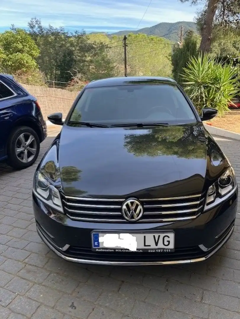 Volkswagen Passat 2.0TDI+Advance+BMT Negru - 1