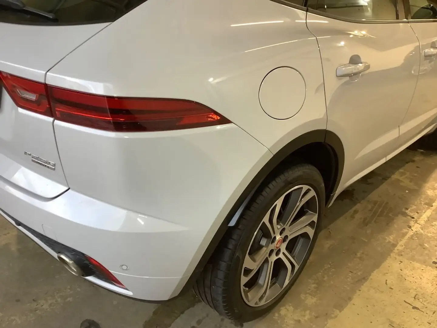 Jaguar E-Pace E-Pace+P250+AWD+Aut.+R-Dynamic+S Gris - 2