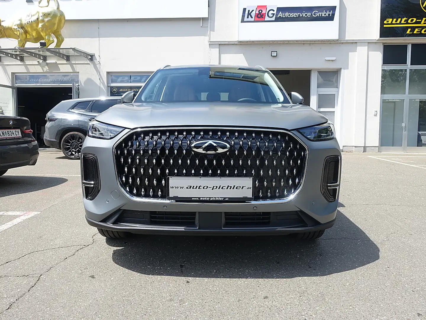 Chery Tiggo 9 PHEV Grau - 2