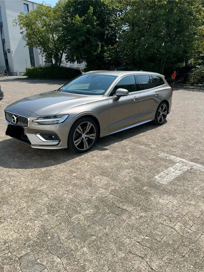 Volvo V60 T5 Geartronic Inscription Gris - 1