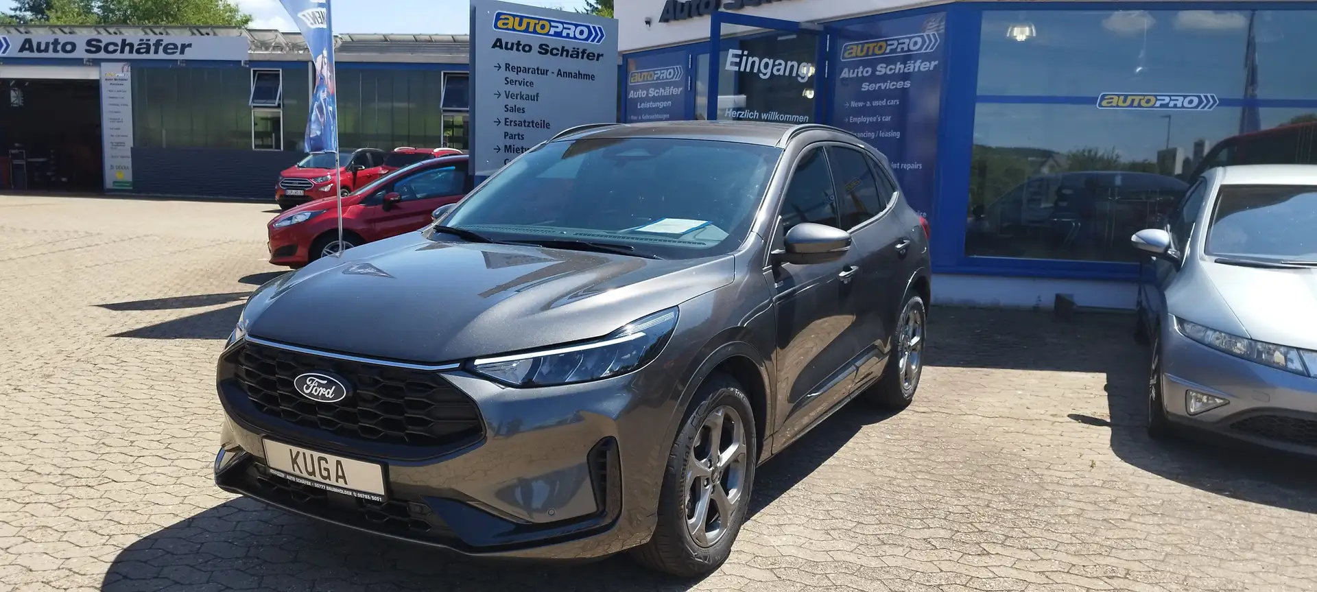 Ford Kuga 1.5 EcoBoost ST-LINE Grijs - 1