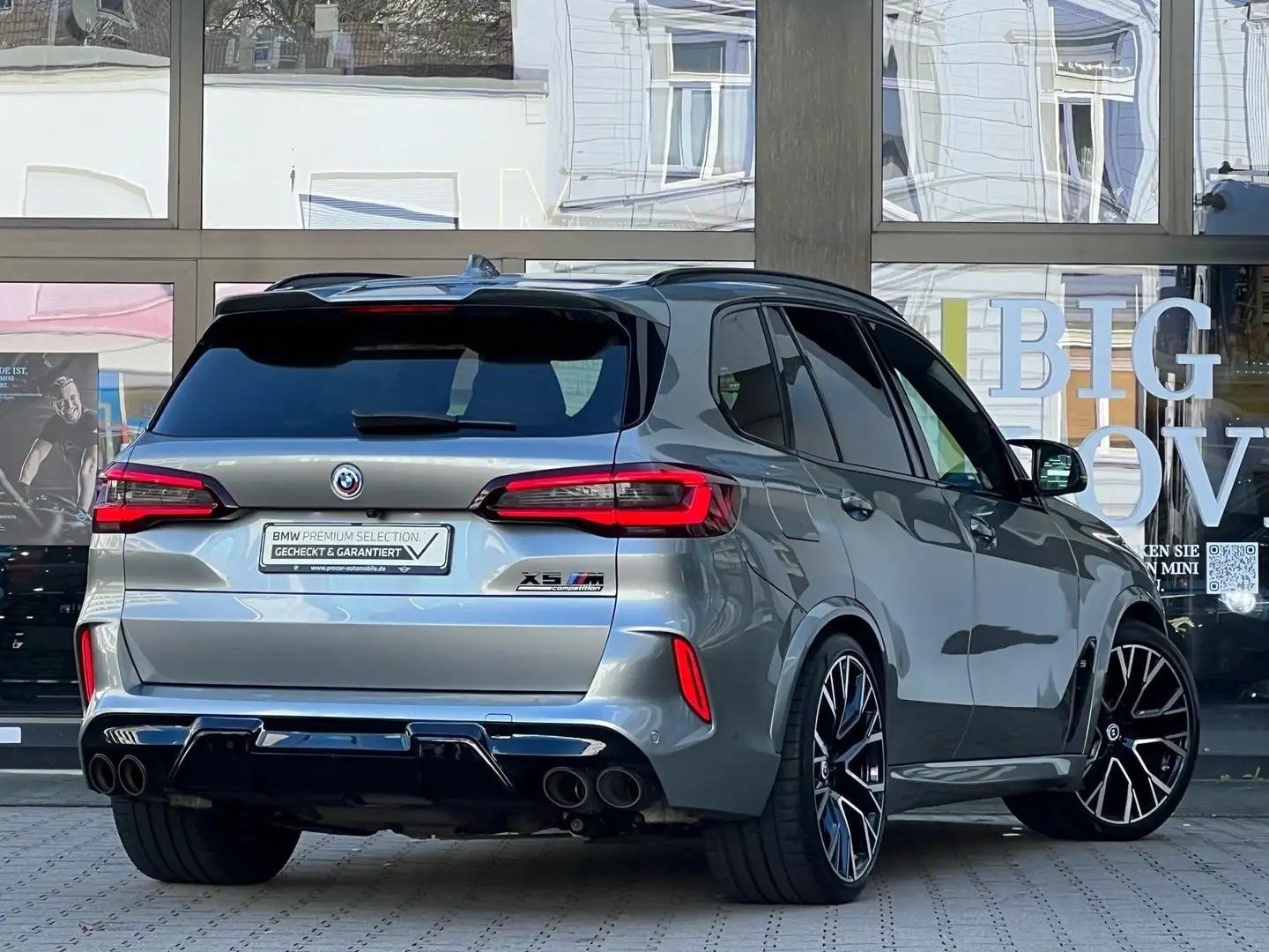 BMW X5 M Competition Laser Akrapovic DriversP. FondTV Gris - 2