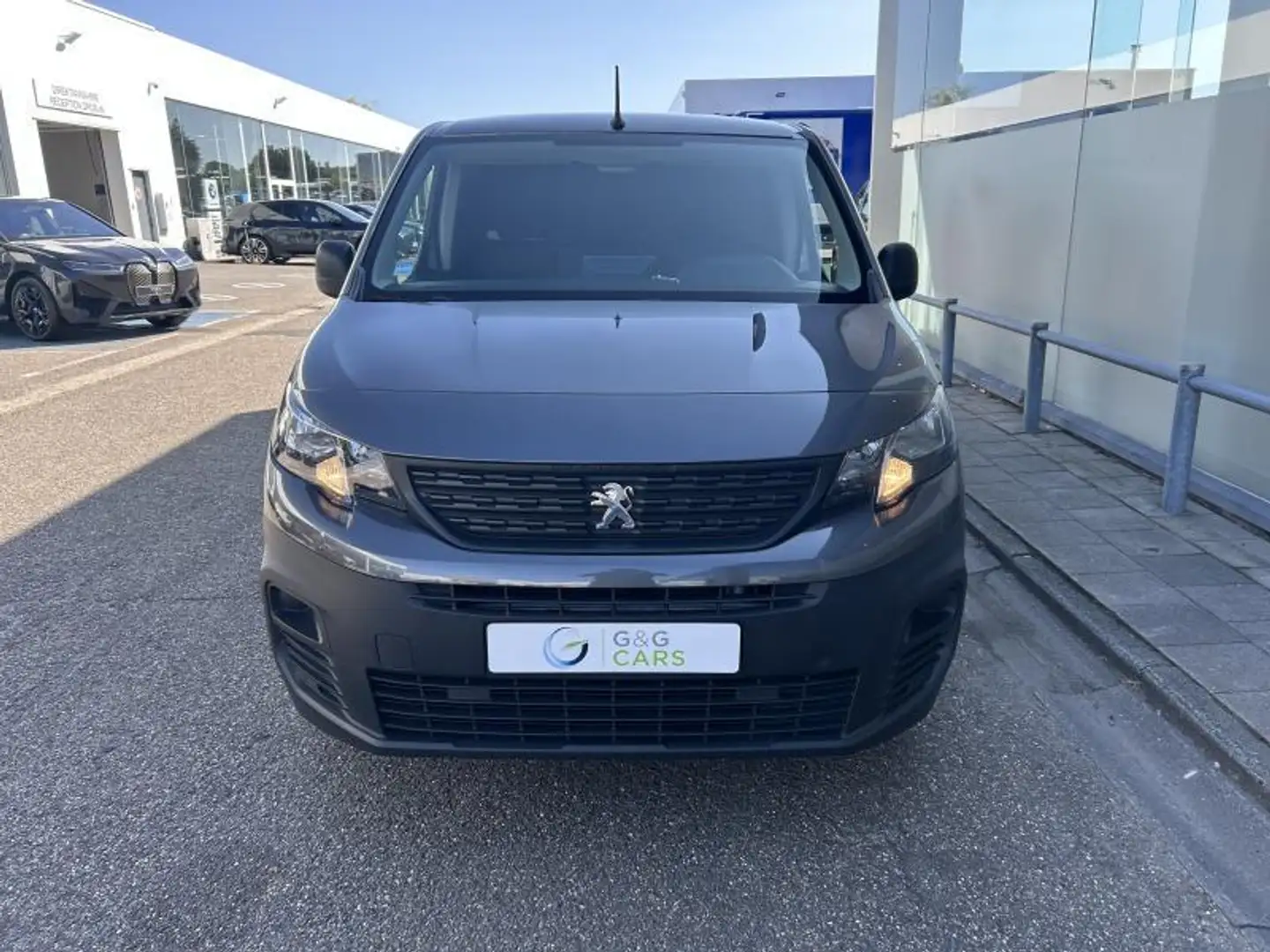 Peugeot Partner V Pro Gris - 1