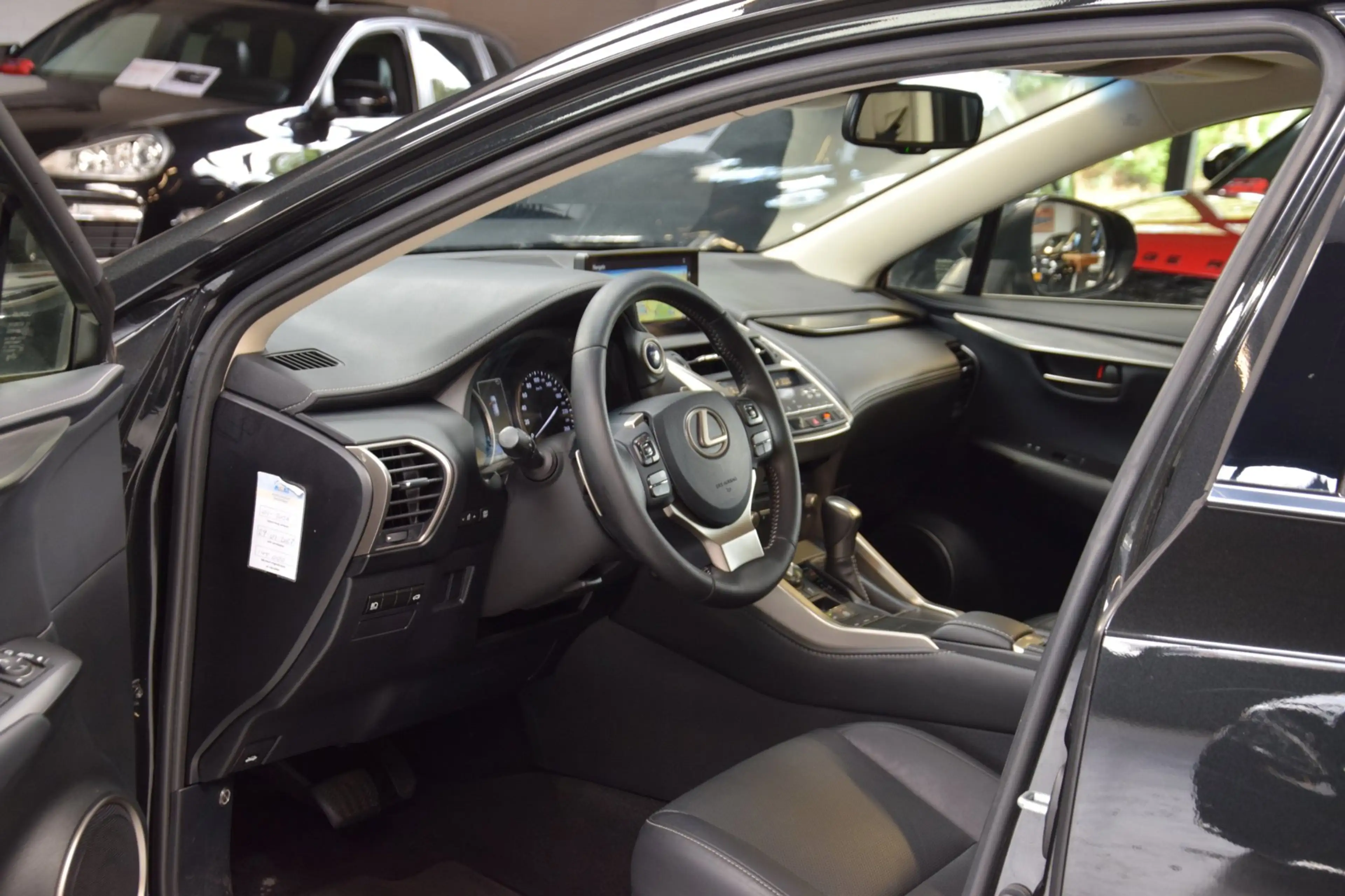Lexus NX 300h AWD Business Line|Navi|Panoramadak|Leder| — photo 7