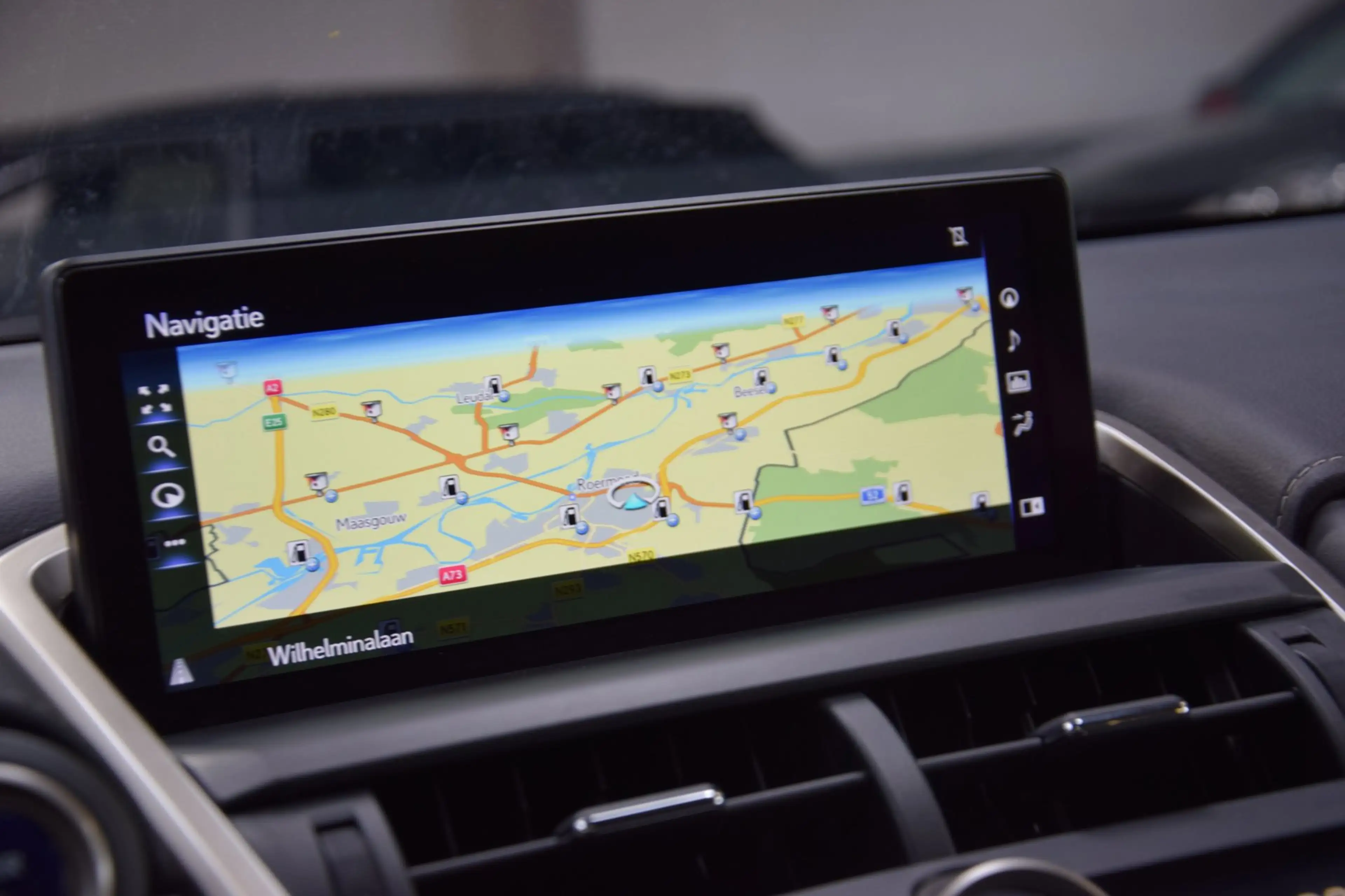 Lexus NX 300h AWD Business Line|Navi|Panoramadak|Leder| — photo 31