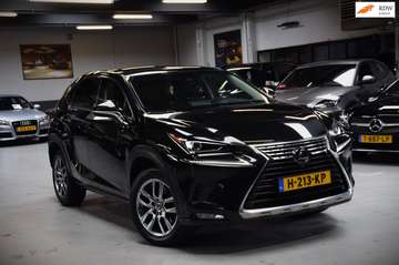 AWD Business Line|Navi|Panoramadak|Leder|