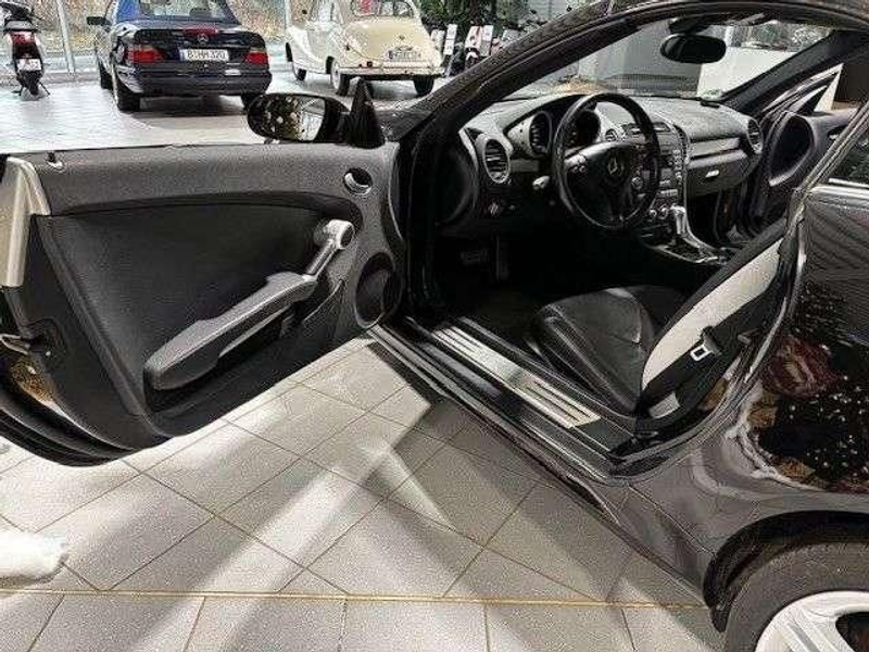Mercedes-Benz SLK 350 SLK Roadster SLK 350 — photo 9