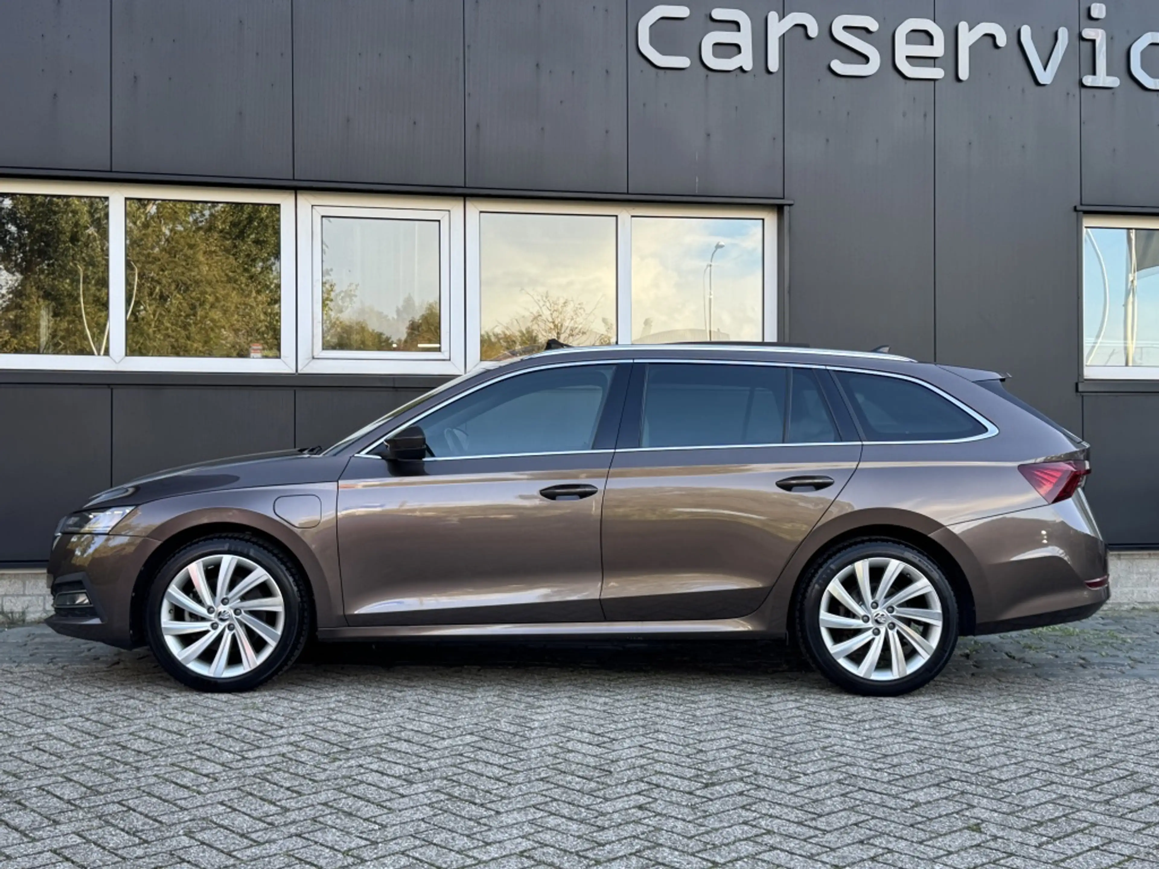 Skoda Octavia Combi 1.4 TSI iV BnsEd/Camera/HeadUp/Stoel+StuurVe — photo 8