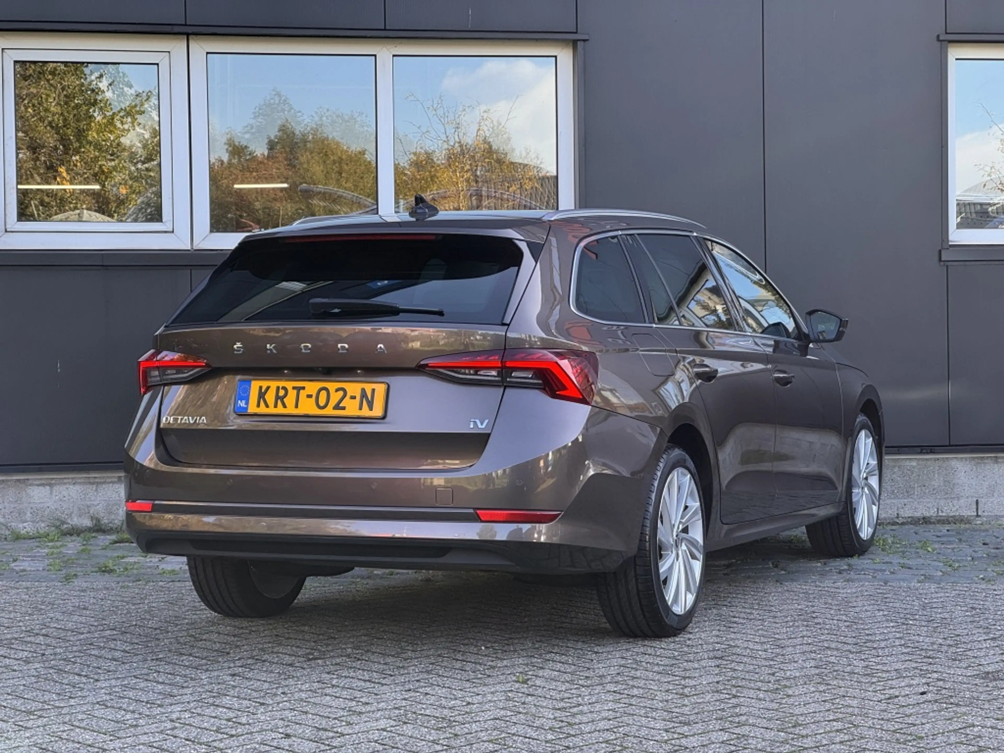 Skoda Octavia Combi 1.4 TSI iV BnsEd/Camera/HeadUp/Stoel+StuurVe — photo 11