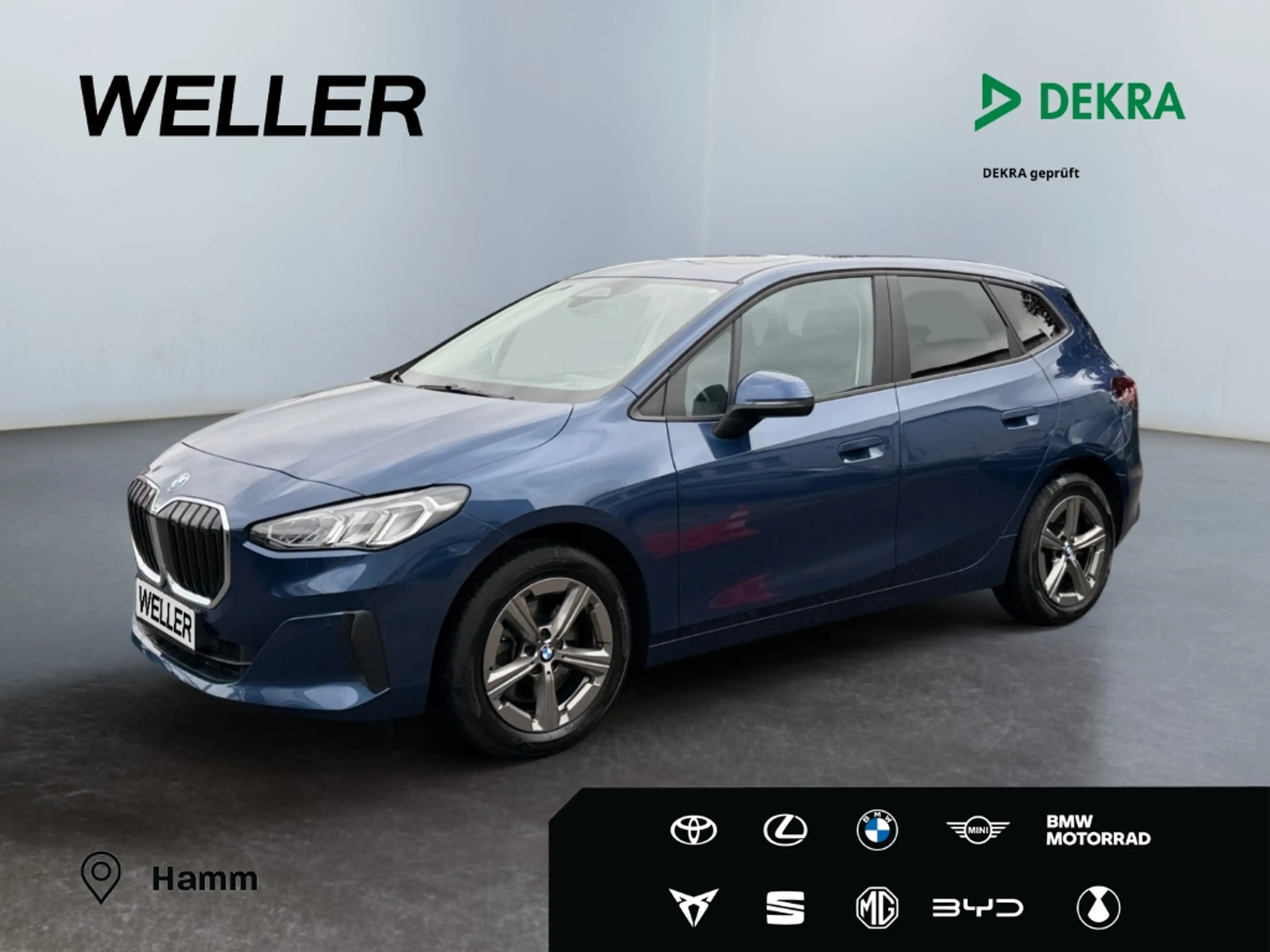 BMW 223 Active Tourer i xDrive *Sportsitze*Pano*AHK*