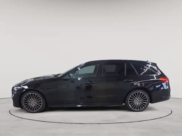 Mercedes-Benz C-Class view 6