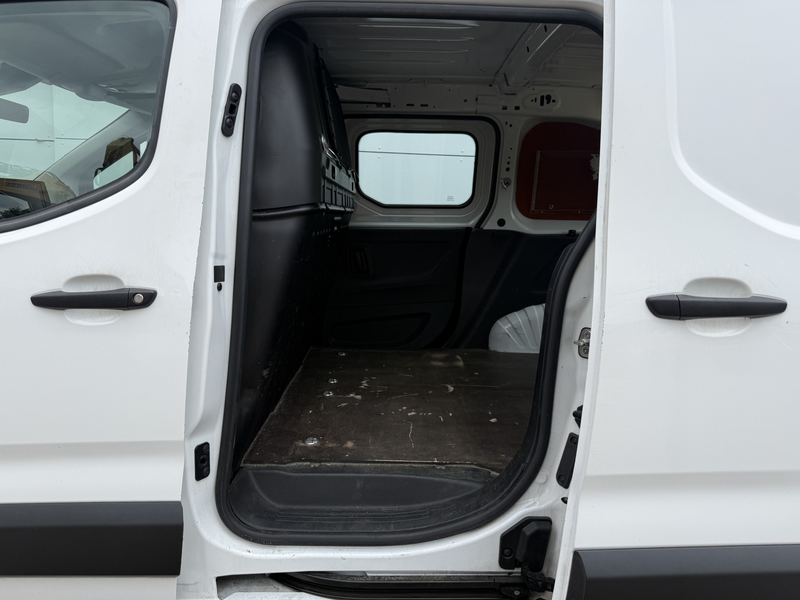 Peugeot Partner 1.5 130PK Automaat L1 Dubbele Schuifdeuren Climate — photo 12