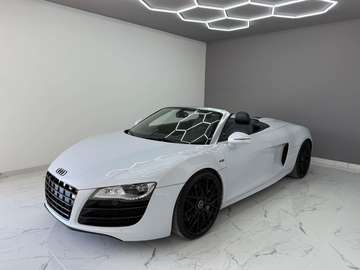Spyder 5.2 V10 quattro r-tronic