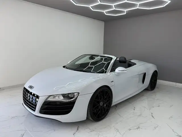 Audi R8 Spyder 5.2 V10 quattro r-tronic