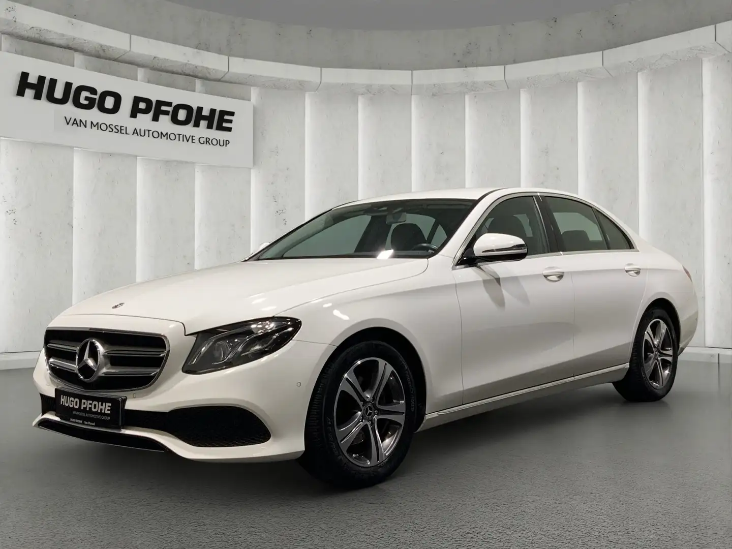 Mercedes-Benz E 200 d Avantgarde | AHK | NAVI | LEDER | MULTI BEAM Weiß - 1