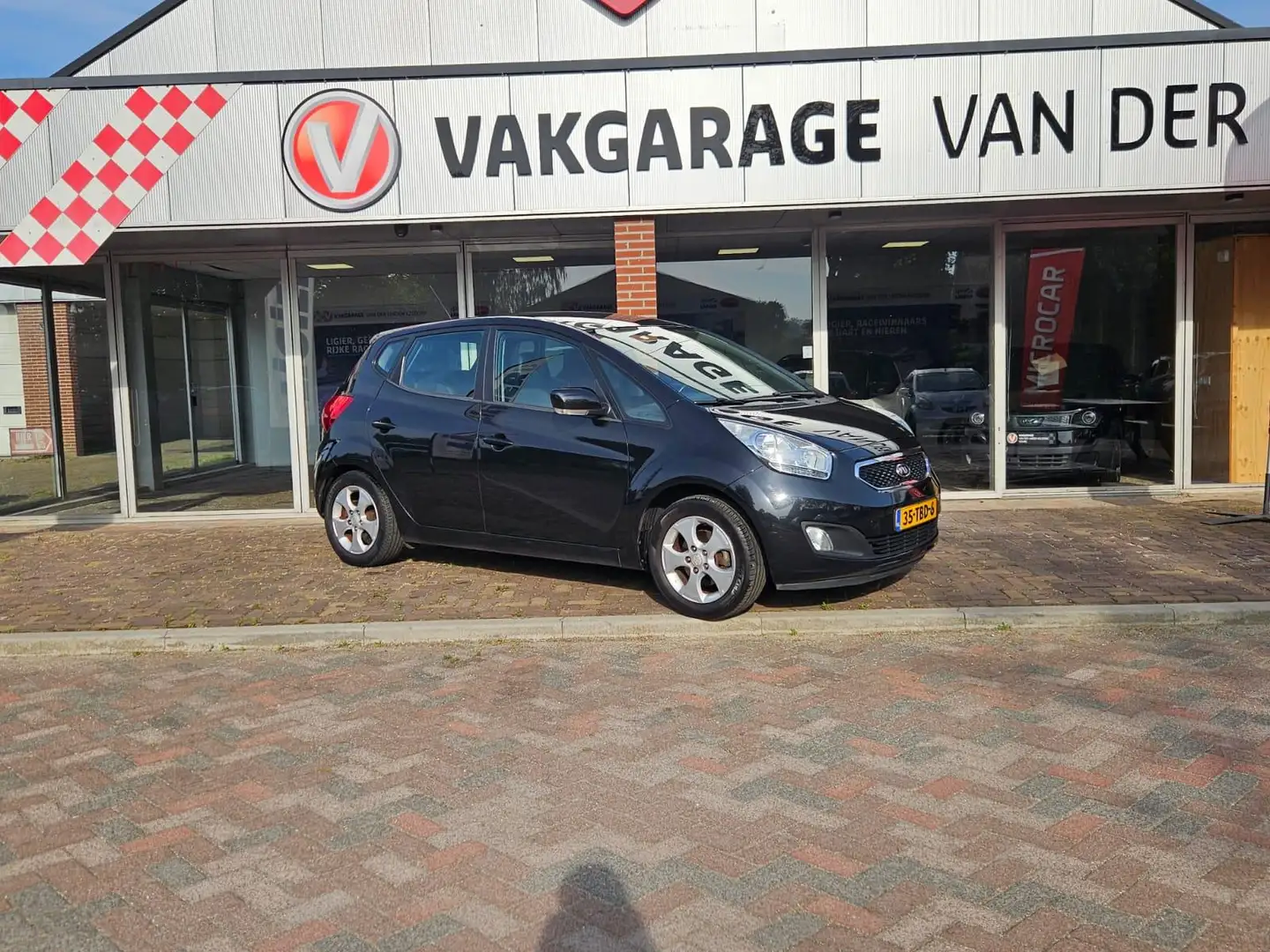 Kia Venga 1.6 CVVT X-ecutive Noir - 2