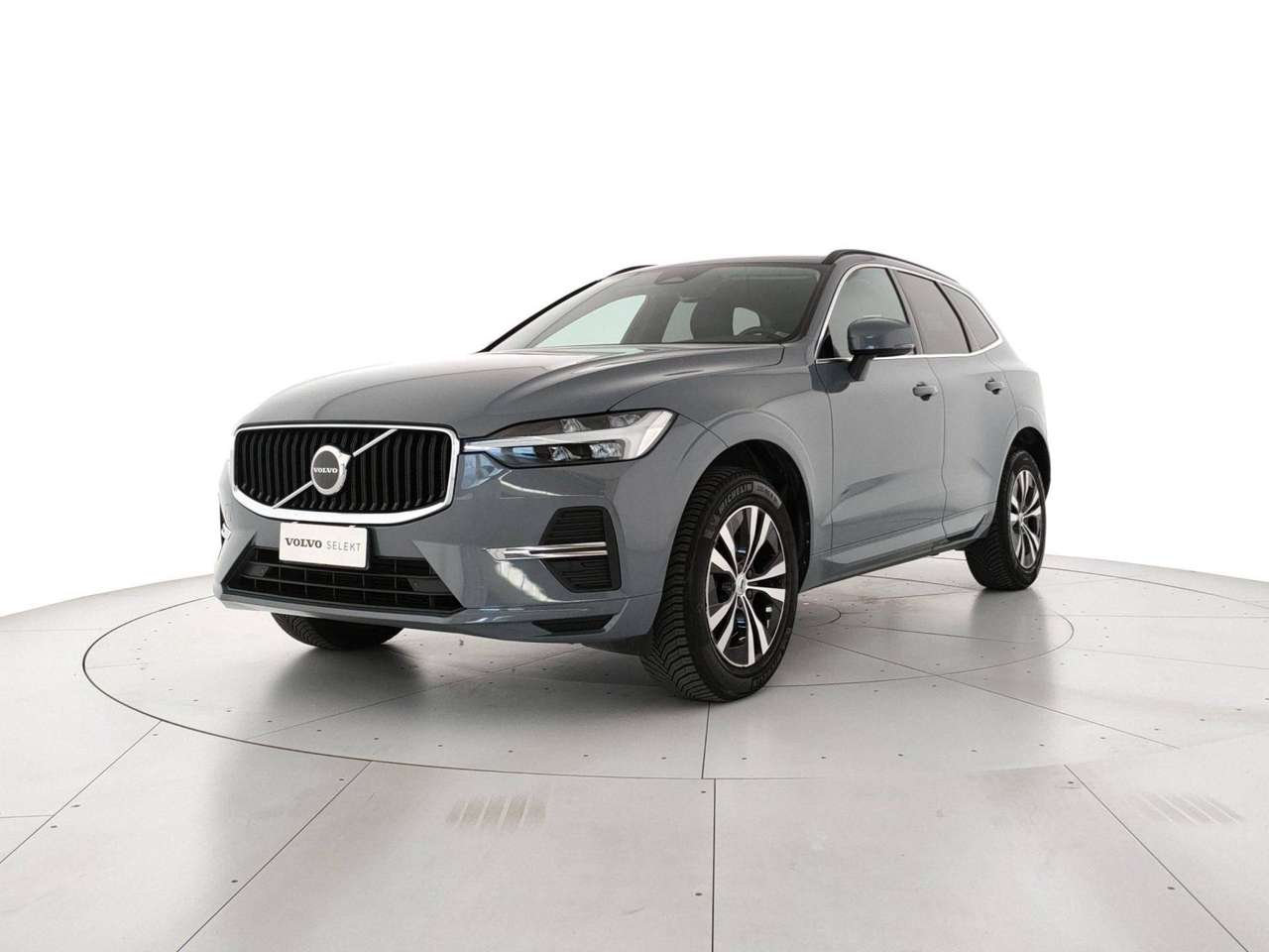 Volvo XC60 2.0 b4 Momentum Pro auto