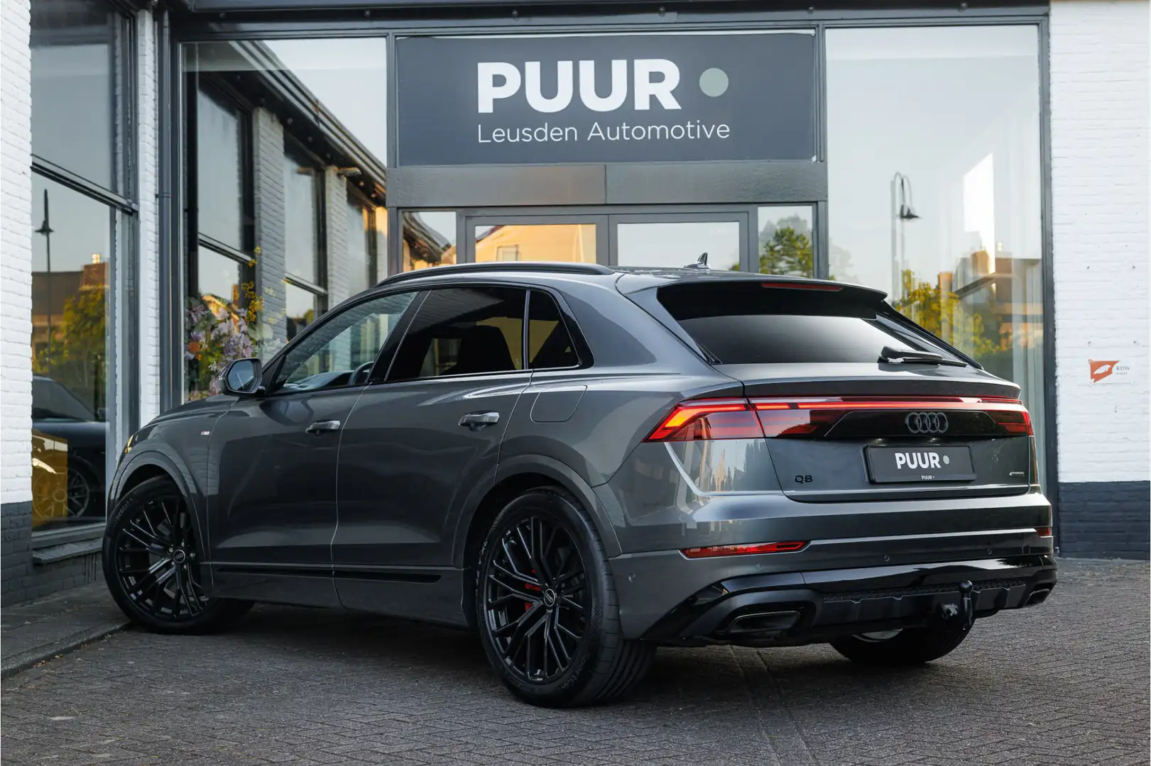 Audi Q8 60 TFSI e Quattro Competition Pano - RS-Zetels - B Gris - 2