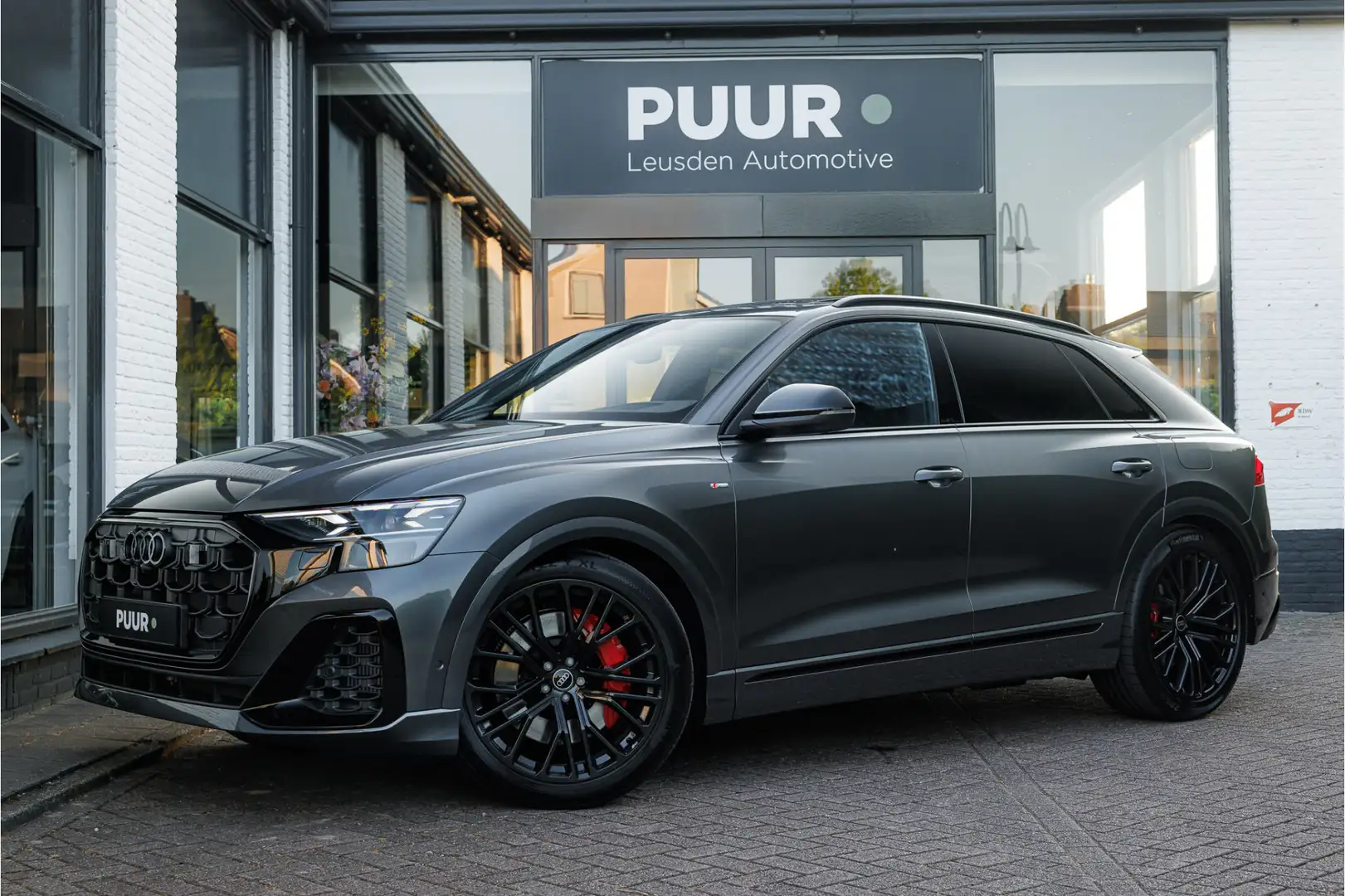 Audi Q8 60 TFSI e Quattro Competition Pano - RS-Zetels - B Gris - 1