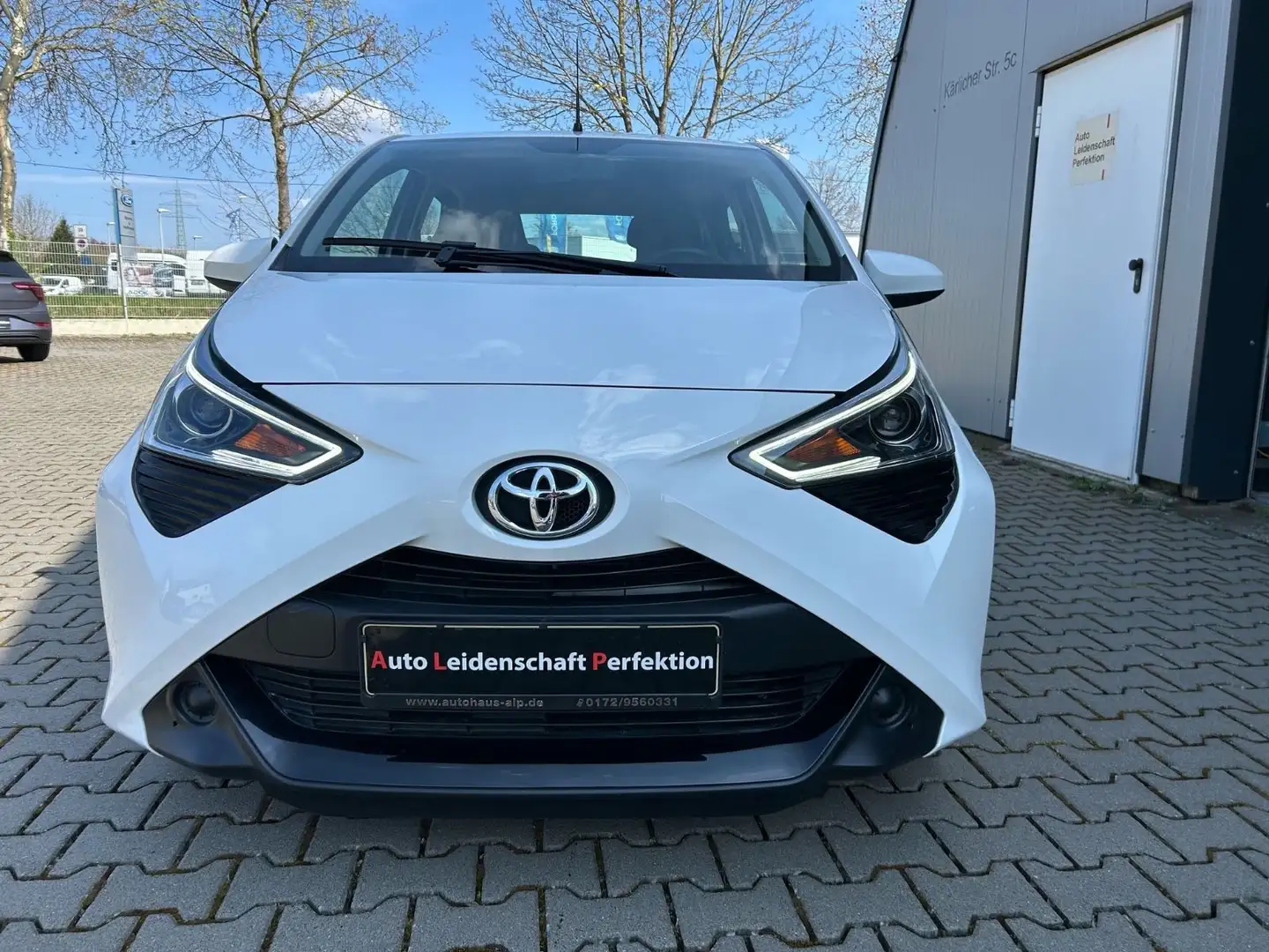 Toyota Aygo X AYGOx-play Klima*DAB*AppleCarPlay*Kamera*Sitzhzg Blanco - 1