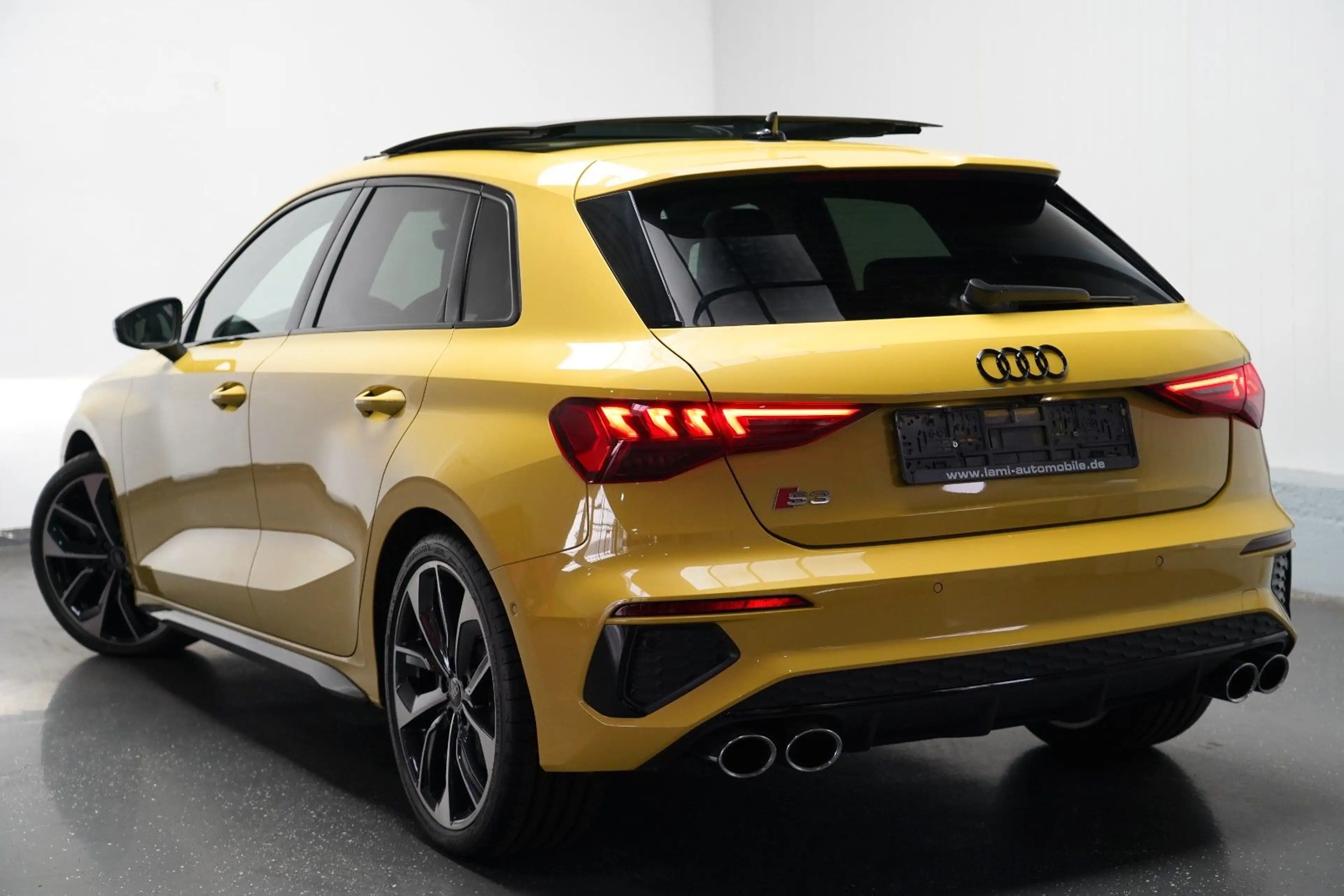 Audi S3 Sportback 2.0TFSI quattro PANO HUD MATRIX KEY — photo 7